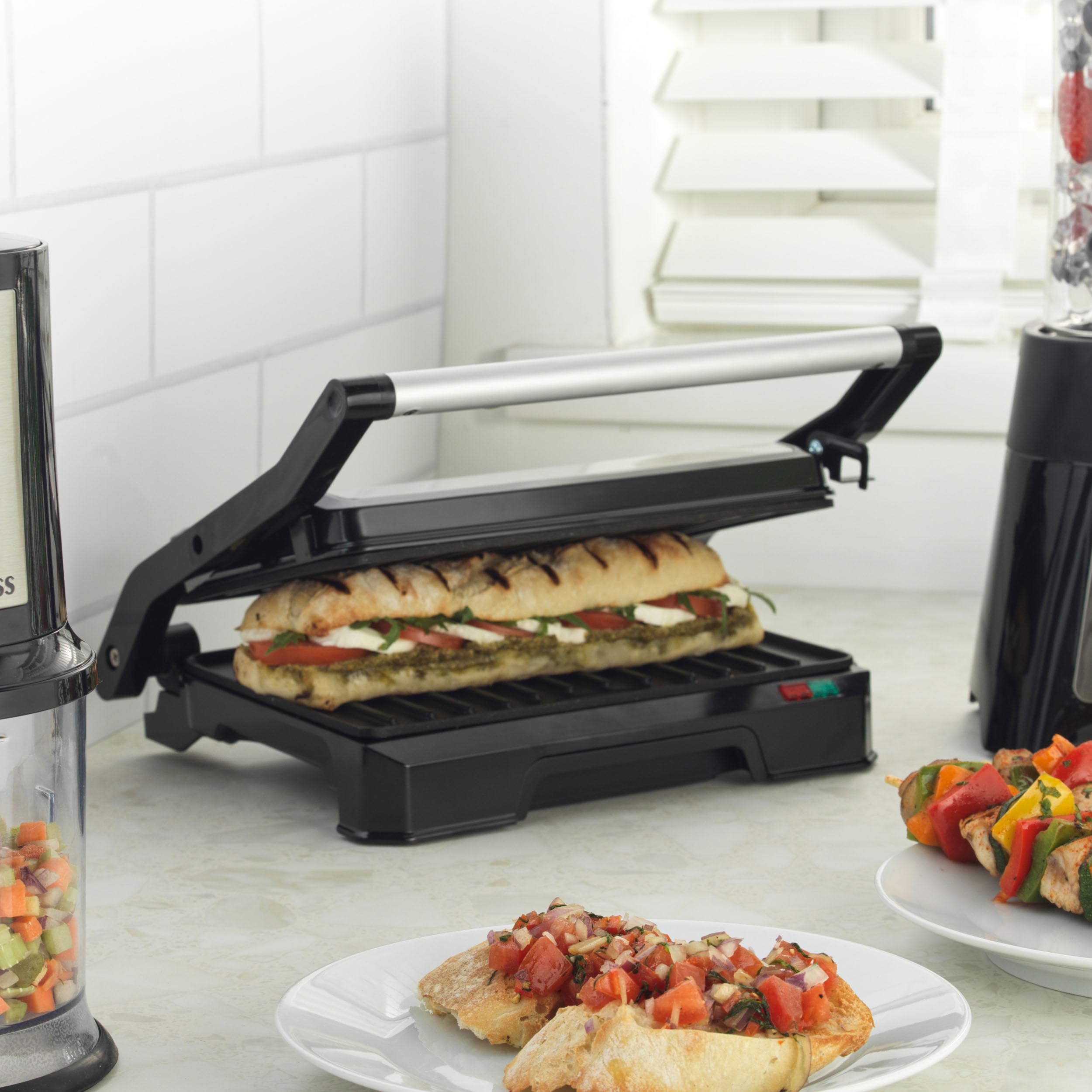 Progress EK5854P Grill elektryczny 2 w 1 – opiekacz do panini, nieprzywierajace plyty, dwie powierzchnie opiekania, bez oleju, wyjmowana tacka ociekowa, latwe czyszczenie, uchwyt Cool-Touch, 850 W
