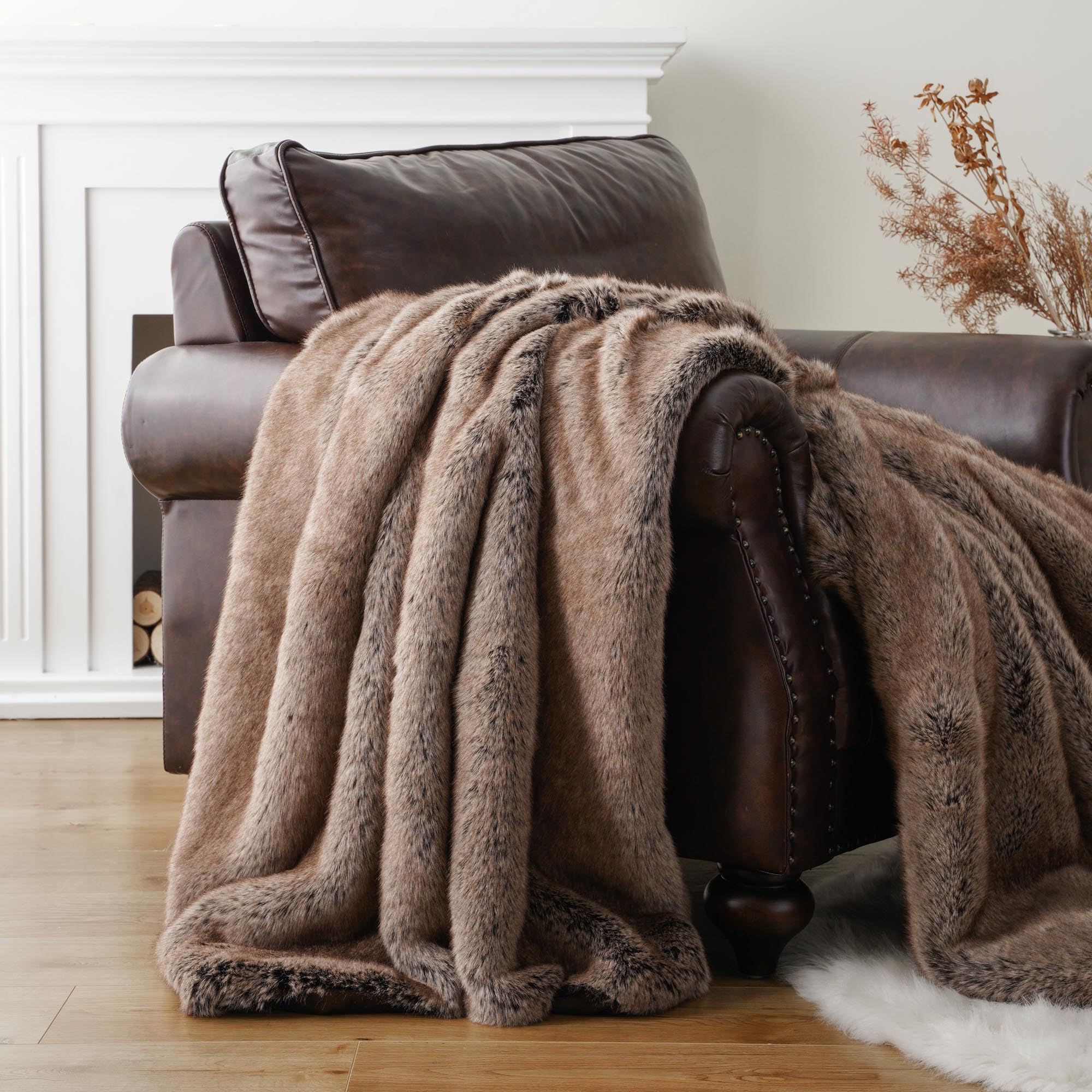 BATTILO HOME Luxury Brown Faux Fur Throw Blanket, Large Mink Fur Blankets and Throws for Couch, Bedroom, Super Soft Warm Cozy Fuzzy Thick Fur Blanket for Home Decor, 60"x80"