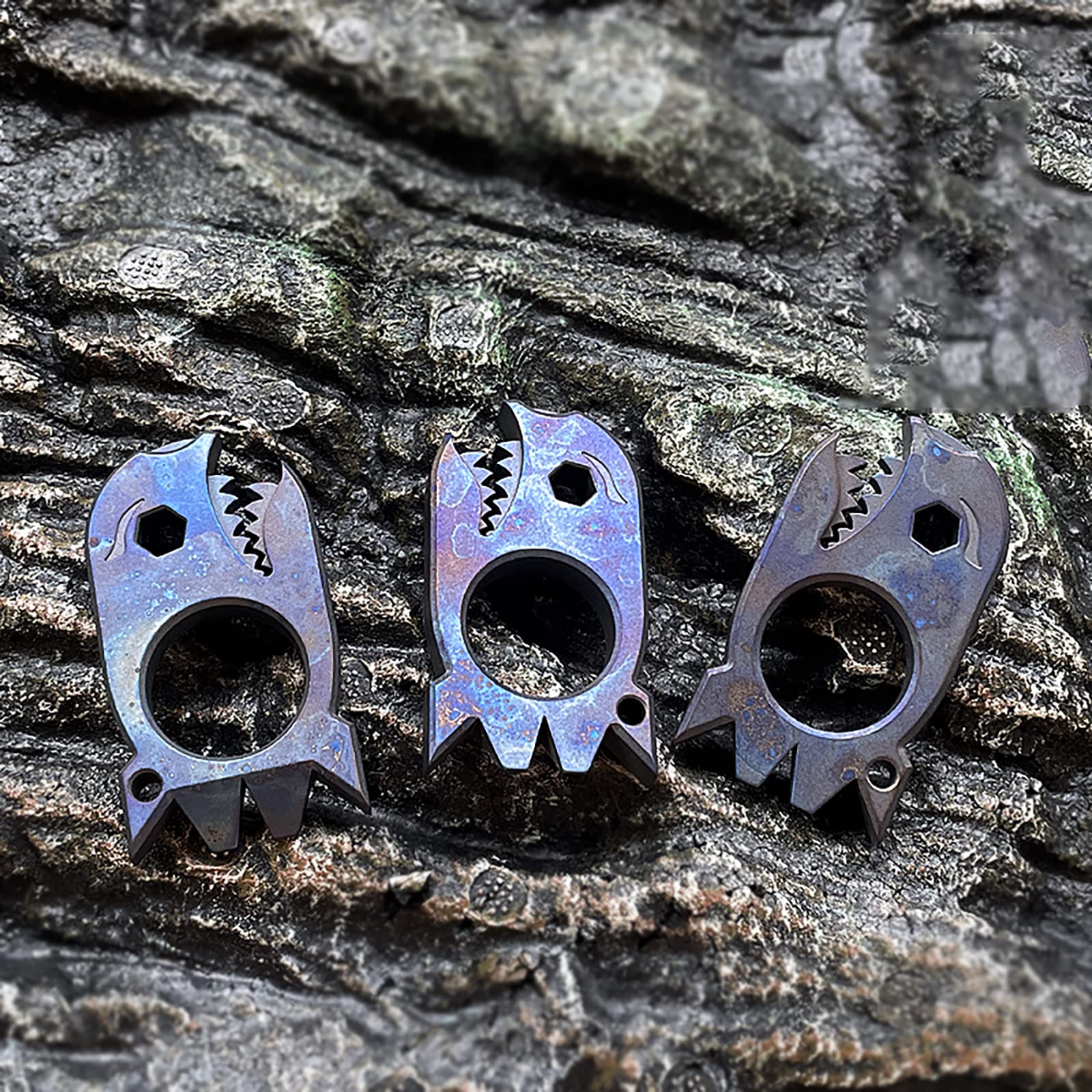 EDC Levier avec décapsuleur clé en titane multi-outil de poche de requin pour camping, randonnée, pêche, survie en plein air (couleur éblouissante)