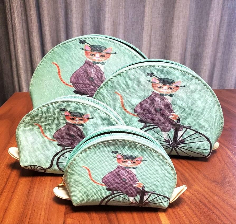 完売品　ヒグチユウコさんマトリョシカポーチ Amazon.co.jp: マトリョーシカポーチ4連 ポーチ : おもちゃ