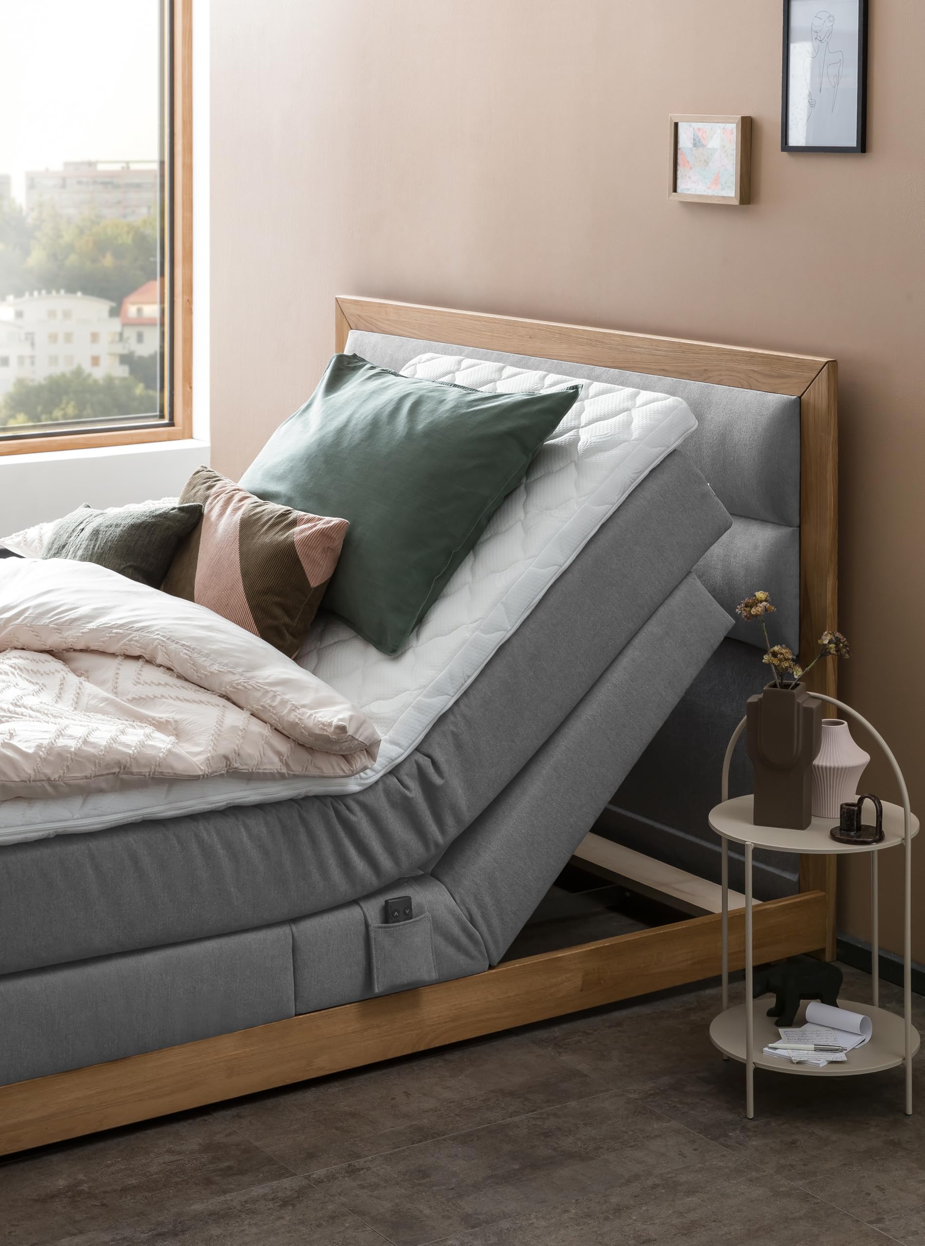 Belanoti MODELA Boxspringbett 160x200 elektrisch verstellbar 7-Zonen Taschenfederkern Matratze inkl Visco Topper Bett 160x200 mit Motor Farbe Hellgrau H2/H3 Polsterbett Motorbett Massivholz Eiche