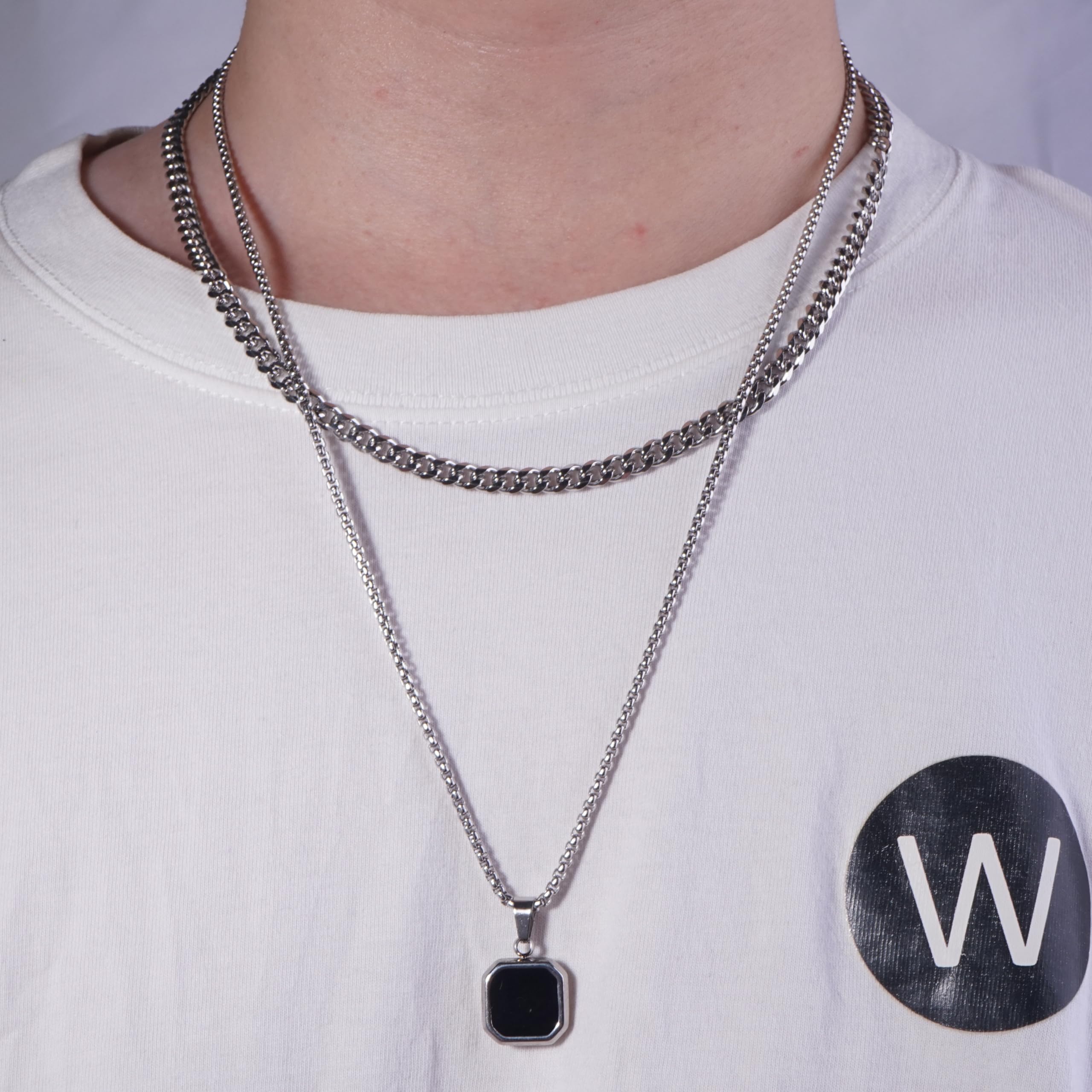 Colliers pour Homme Chaîne Gourmette : Hommes Collier Chaîne Pendentif Noir Argent Carré en Acier Inoxydable, Style Punk et Minimaliste, Bijoux Cadeau pour Garçons Femmes d'un Anniversaire de Noël