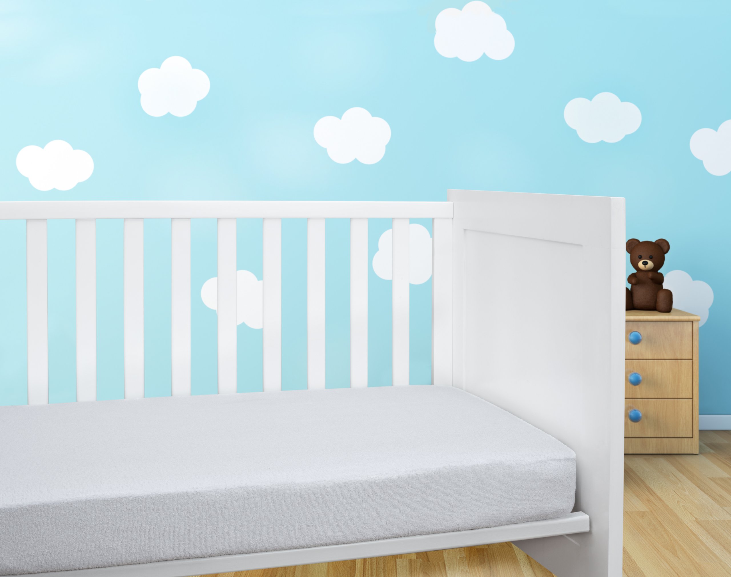 Savel, Coprimaterasso/Proteggi Materasso per Lettino Bambini Imbottito in Spugna 100% Cotone, Impermeabile e Traspirante con Trattamento antiacari - 60x120cm White