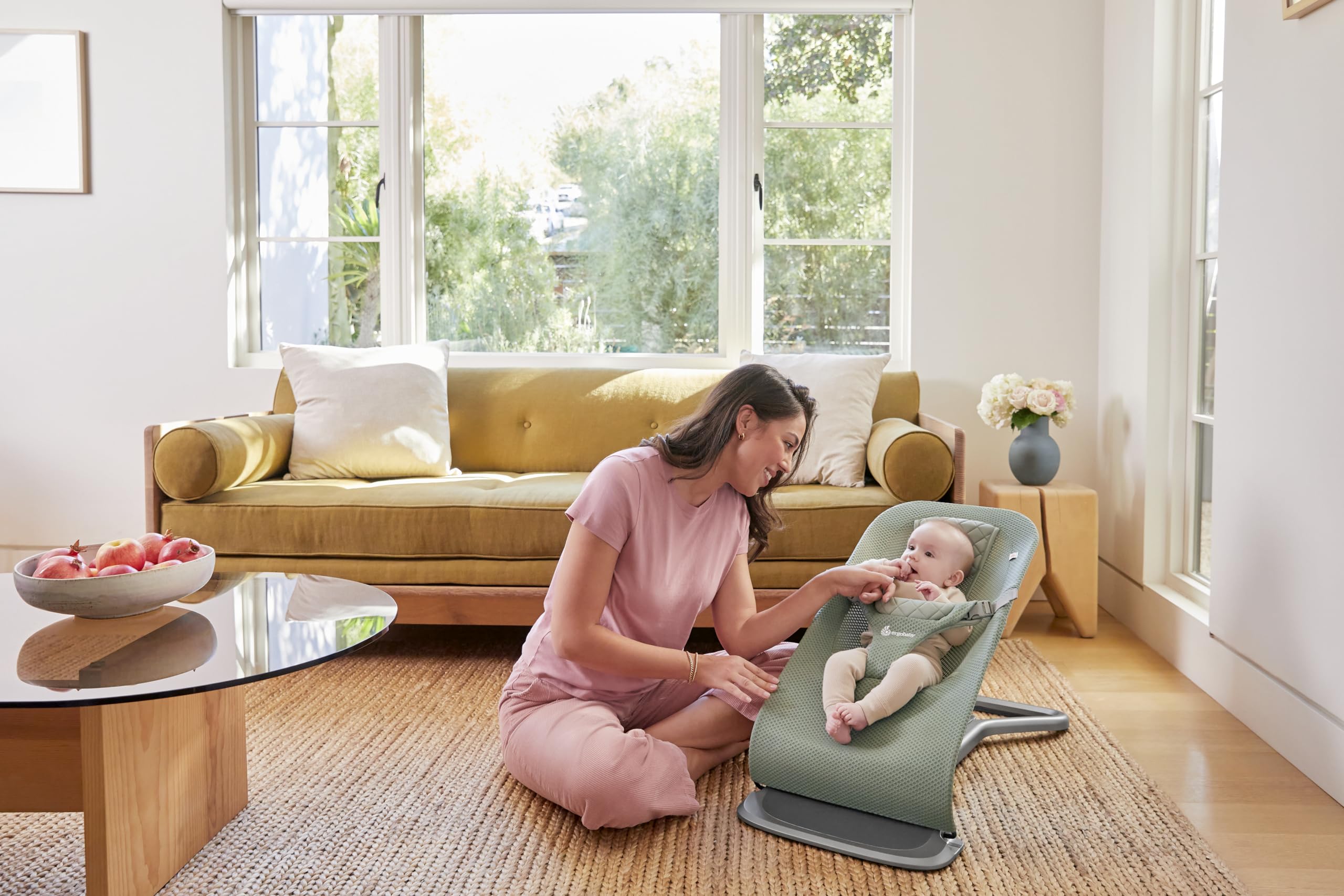 Ergobaby 3-in-1 Evolve Bouncer Mesh, Sdraietta ergonomica per neonati dalla nascita ai più piccoli, Altalena traspirante con inserto per neonati (2,5 kg - 13,2 kg), Sage Green