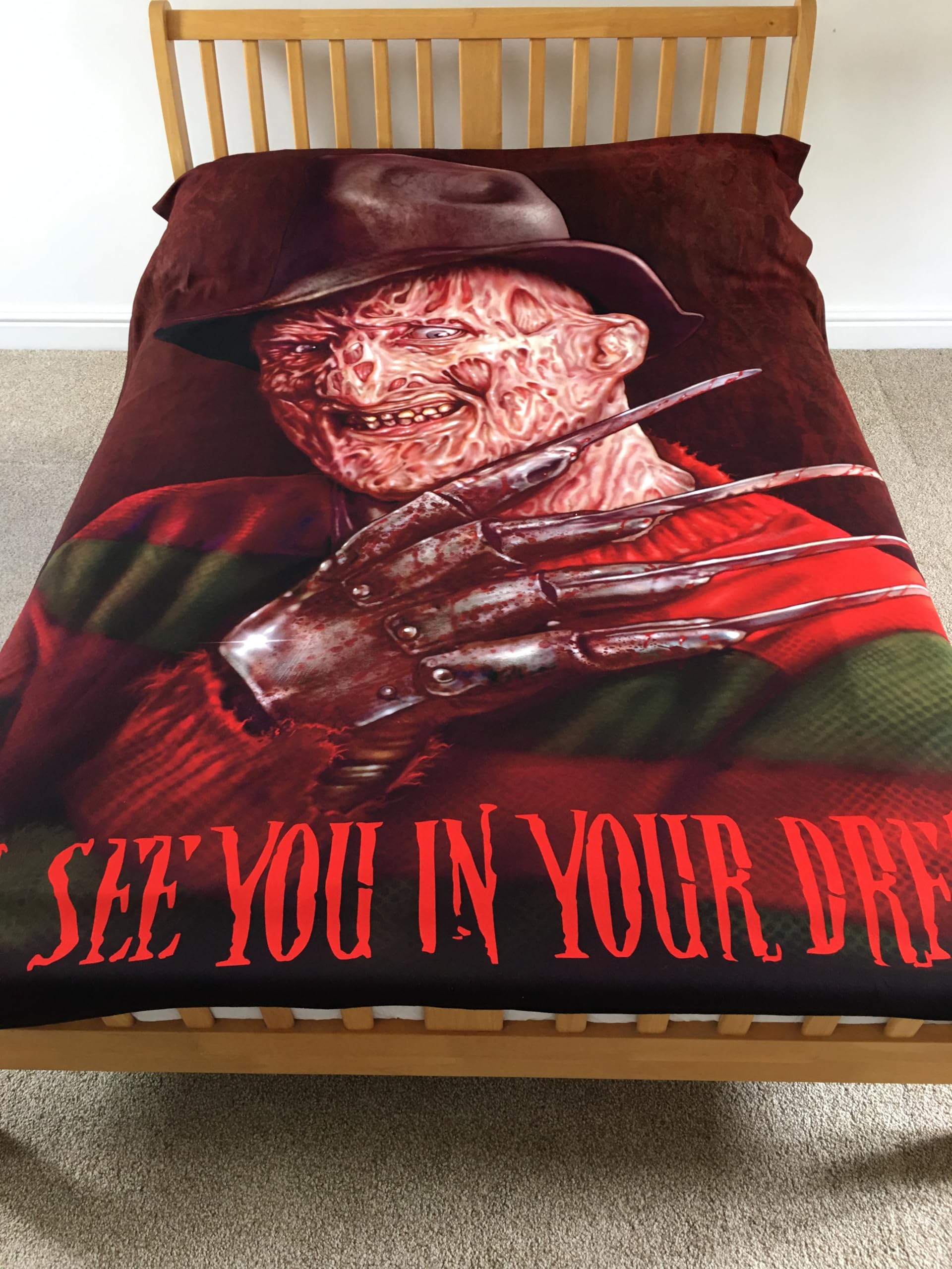 Wild Star Hearts Horror Movie Blanket Freddy's Nightmare Goth Bedroom Decor Velveteen Polycotton Blanket Throw Adult Cosy Blanket - Image 2