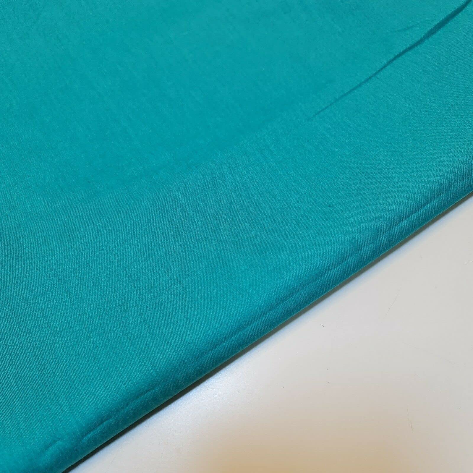 TEXTILE STATION Tessuto in 100% cotone, tinta unita, per trapuntare vestiti, larghezza 112 cm (giada, 10 metri)