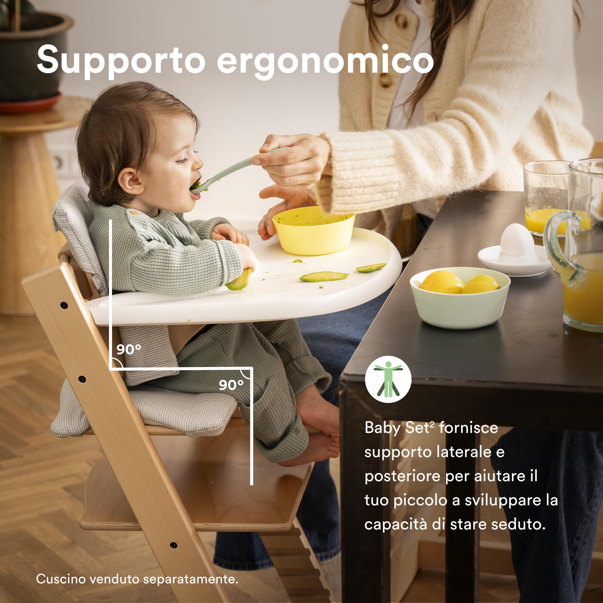 Seggiolone Stokke Tripp Trapp (Natural) con vassoio Stokke (White) - Include sedia Tripp Trapp e Baby Set 2 per bambini da 6 a 36 mesi - Regolabile e facile da pulire