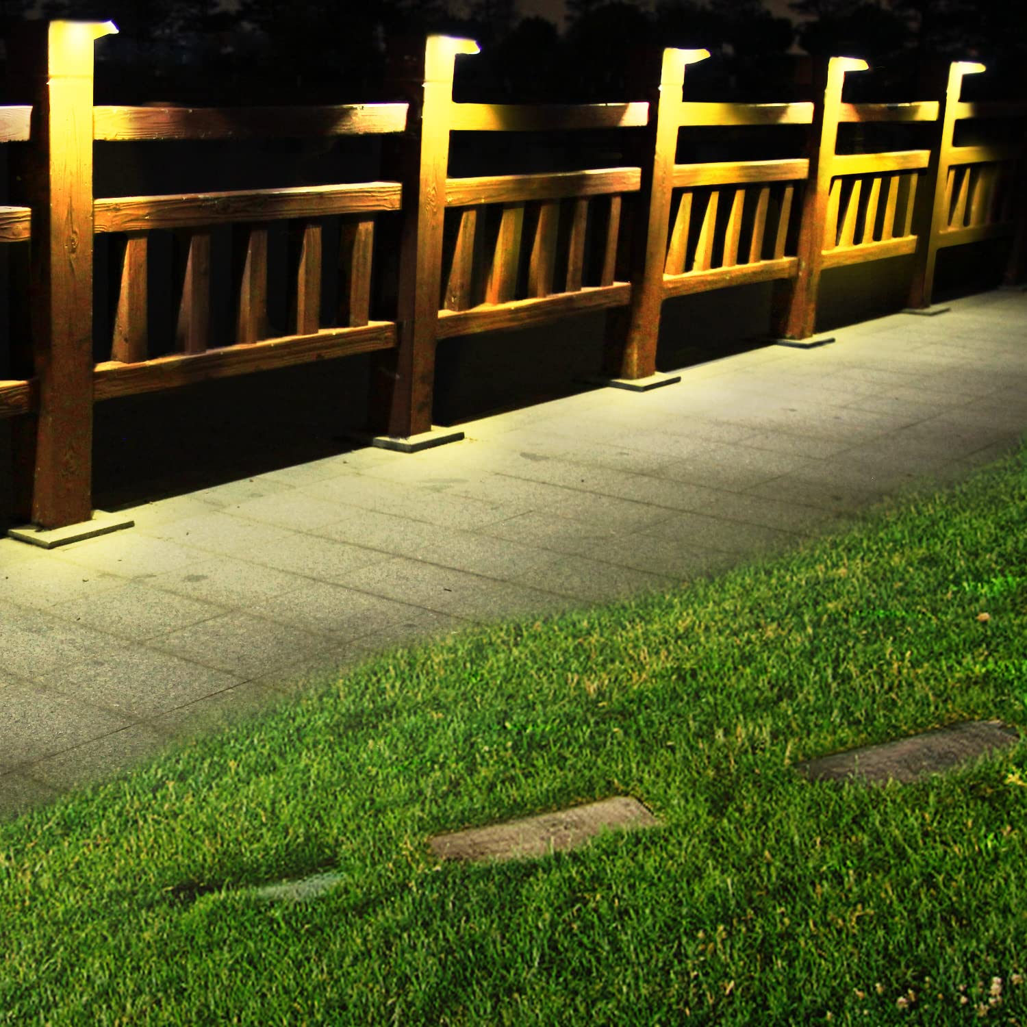 AGOTD Luce Solare LED Esterno, Luci Solari Grondaia, IP55 Impermeabili Bianca Calda da giardino, Lampade Solare Esterno, per Patio, Vialetto, Cortile, Garage, Eave, Recinzioni 6 Pezzi