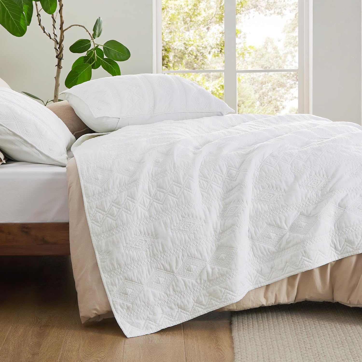 Bedsure 100% Cotton Quilt Set - King Size Bedspread, Lightweight Soft Bed Coverlet, 3-Piece Cozy Stitching Quilt Set with 2 Pillow Shams in Geometric Pattern for All Season, 106x96 inches, White - Image 5