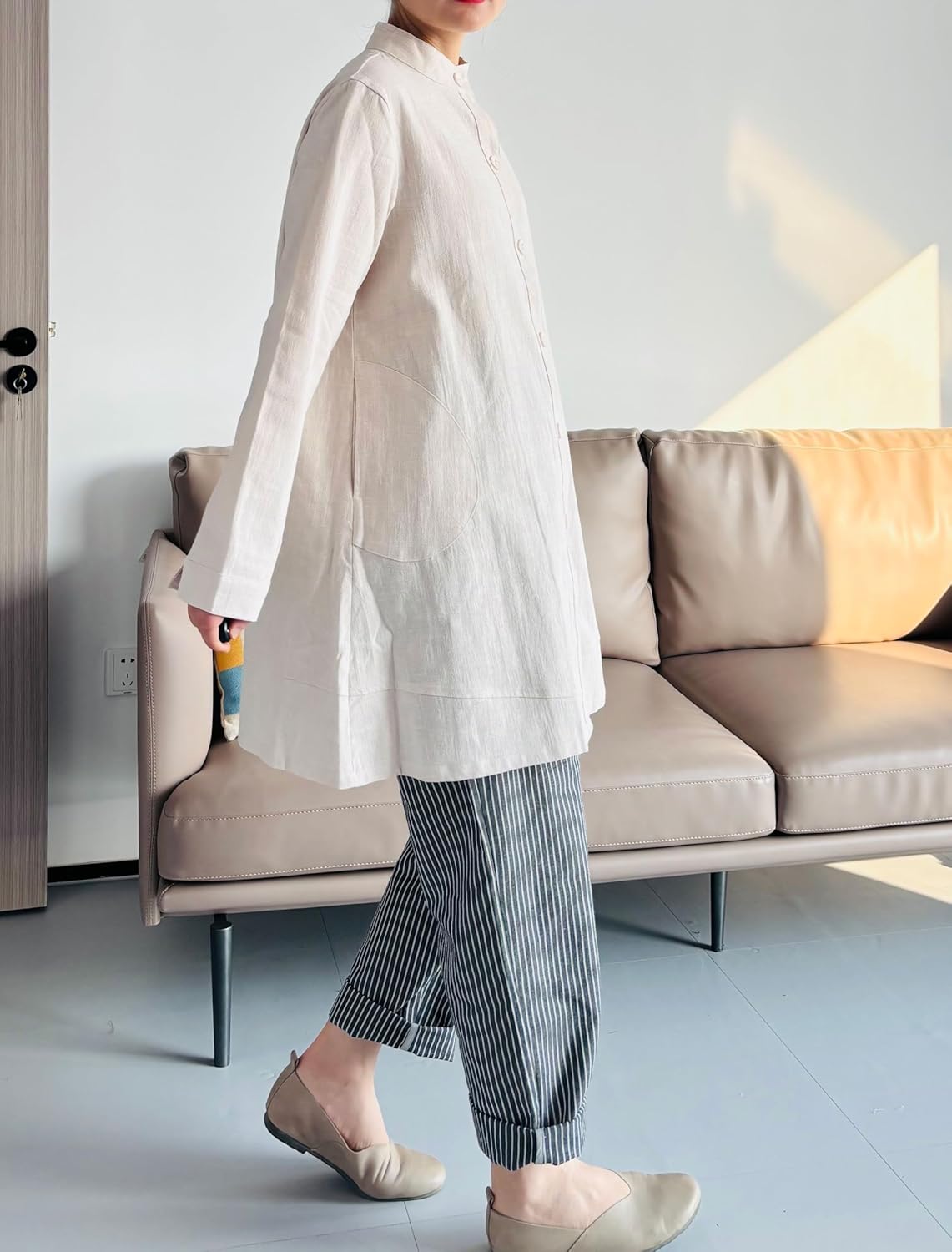 Laovanln Women's Linen Shirts Jackets Button Down Long Sleeve Cotton Blouse Tops with Pockets - Image 5