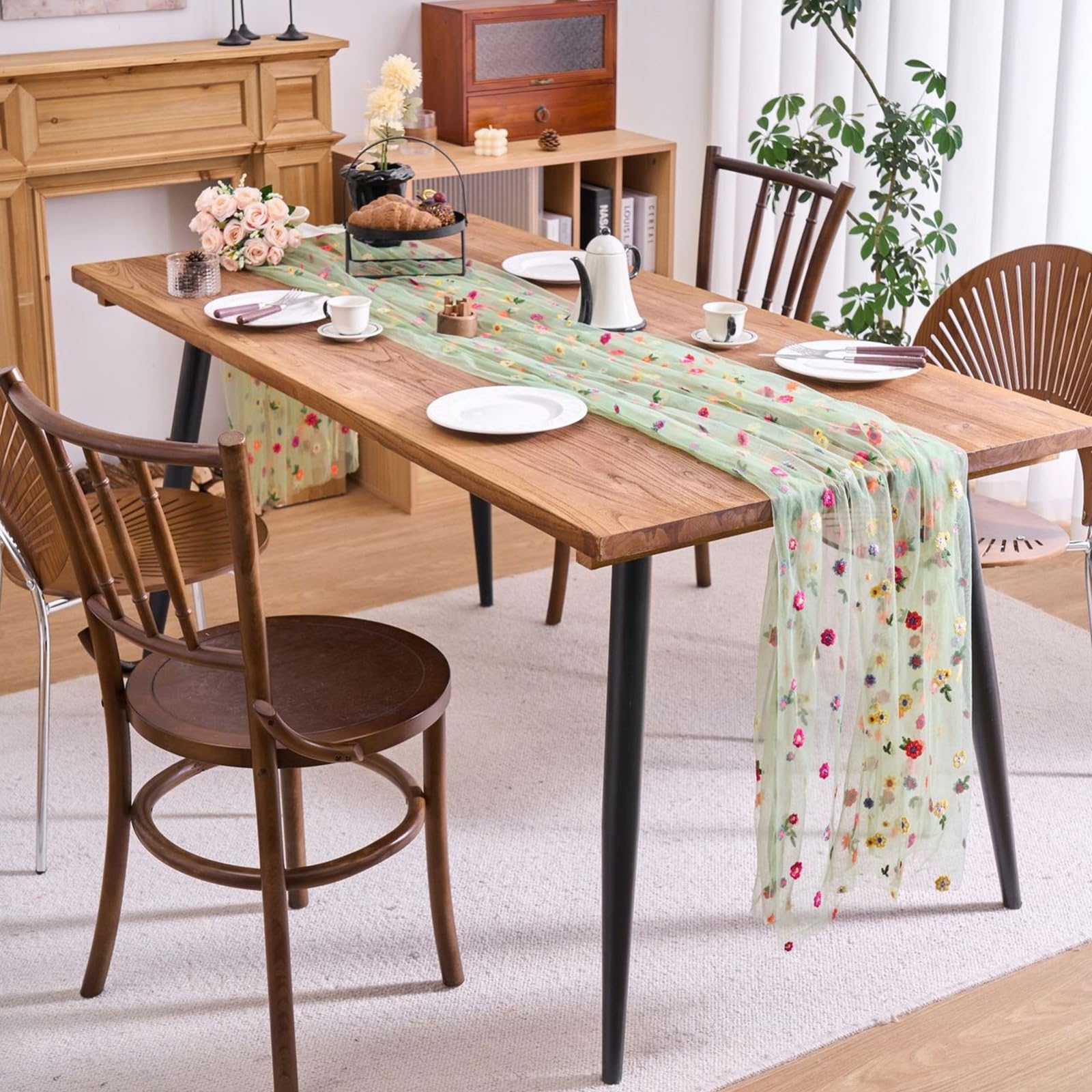 Tischläufer Polyester Modern, Tischläufer Wohnzimmer 150x160 cm, Spitze mit Floraler Stickerei
