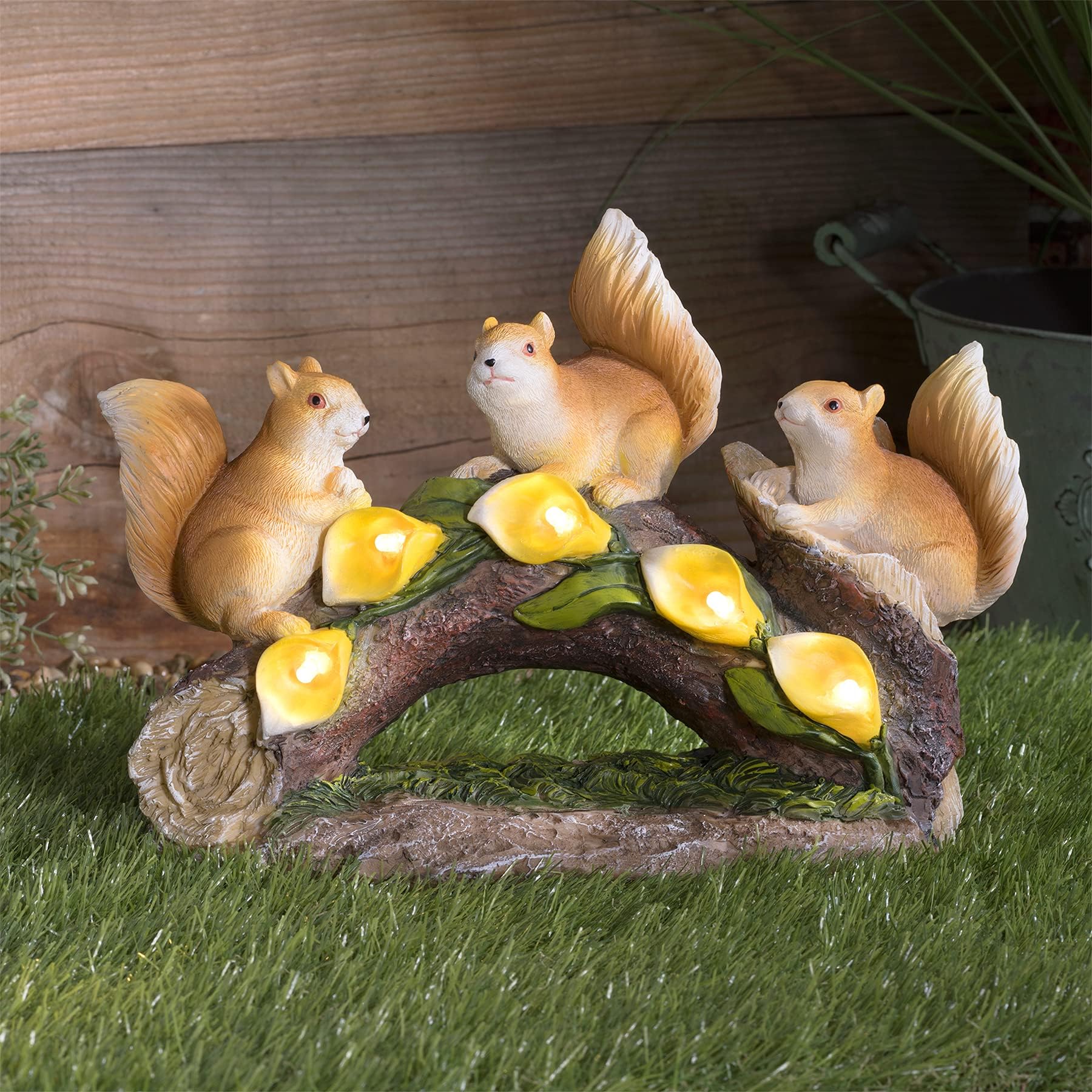 SA Products Squirrels on Log Solar Light - Warm White LED Outdoor Lighting - Resin Animal Art Garden Ornament Decor - Outdoor Decorative Statue for Patio, Yard, Lawn, Pathway, Patio