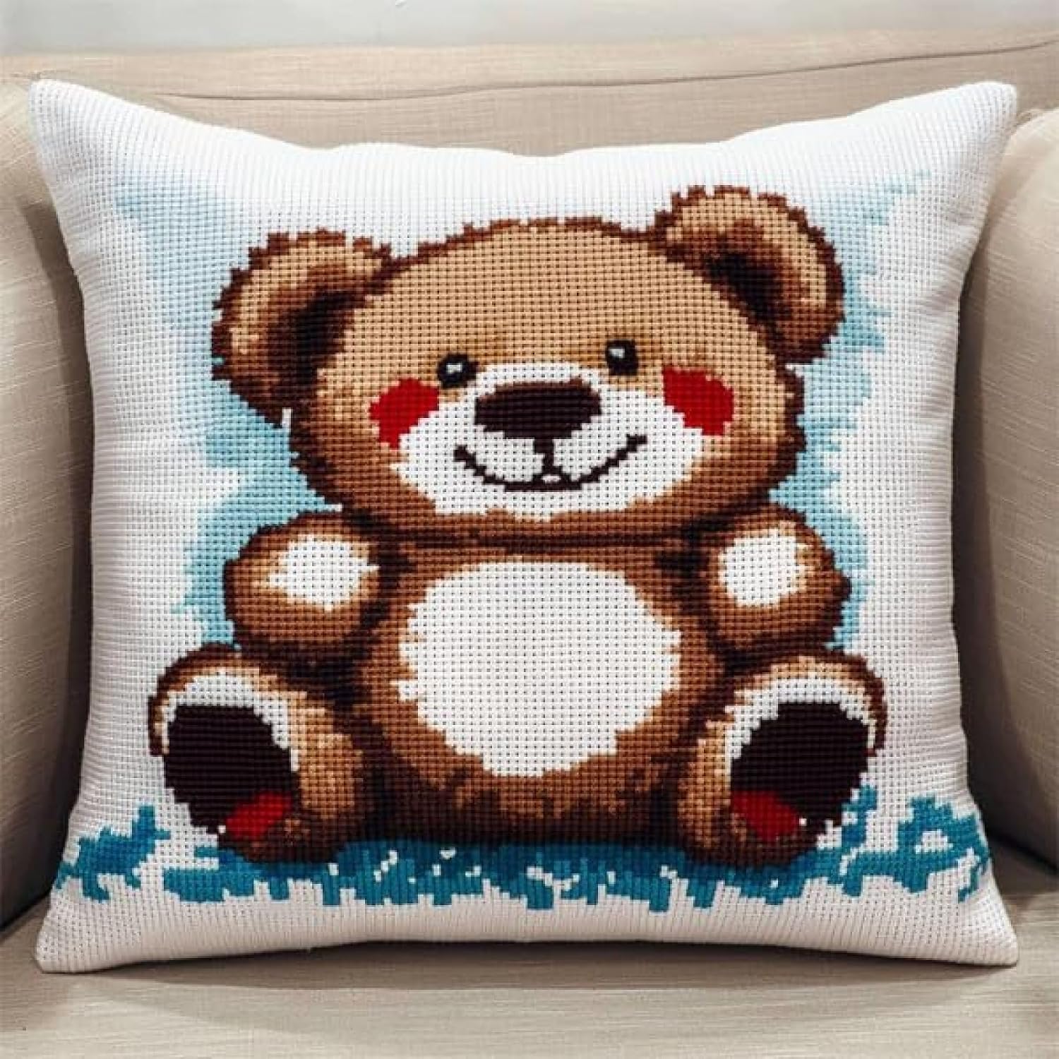 Amcdjkery DIY Latch Hook Pillow Kit for Adults & Beginners,17x17 in Needlepoint Cushion Cover Set with Printed Latch Hook Canvas,Embroidery Craft Kit for Sofa,Car & Home Décor,Cute Cartoon Bear