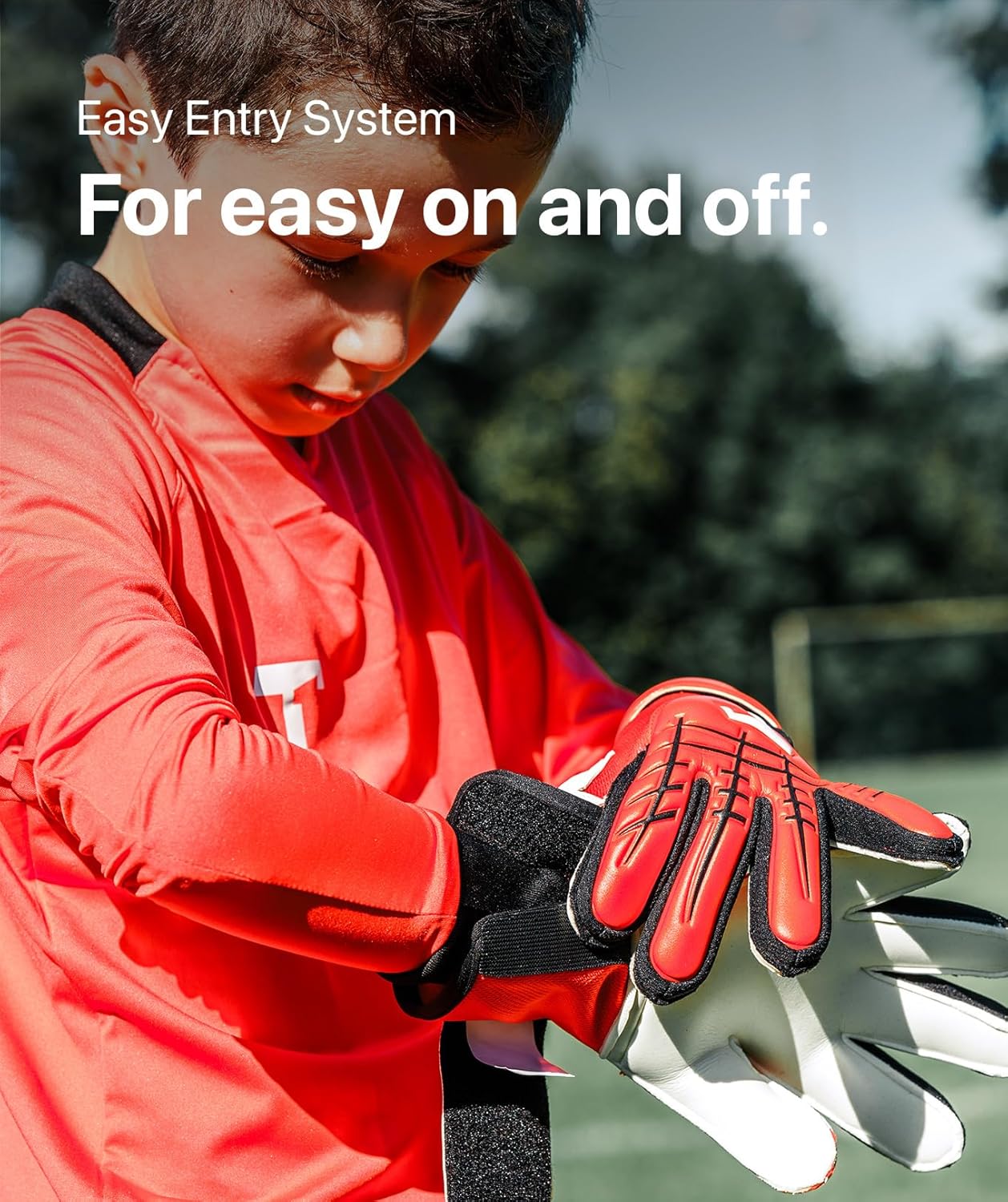 T1TAN Beast Goalkeeper Gloves for Kids - with Finger Protection - Soccer Goalie Gloves Youth - for The Little up-and-Coming Keepers - Size 4-6