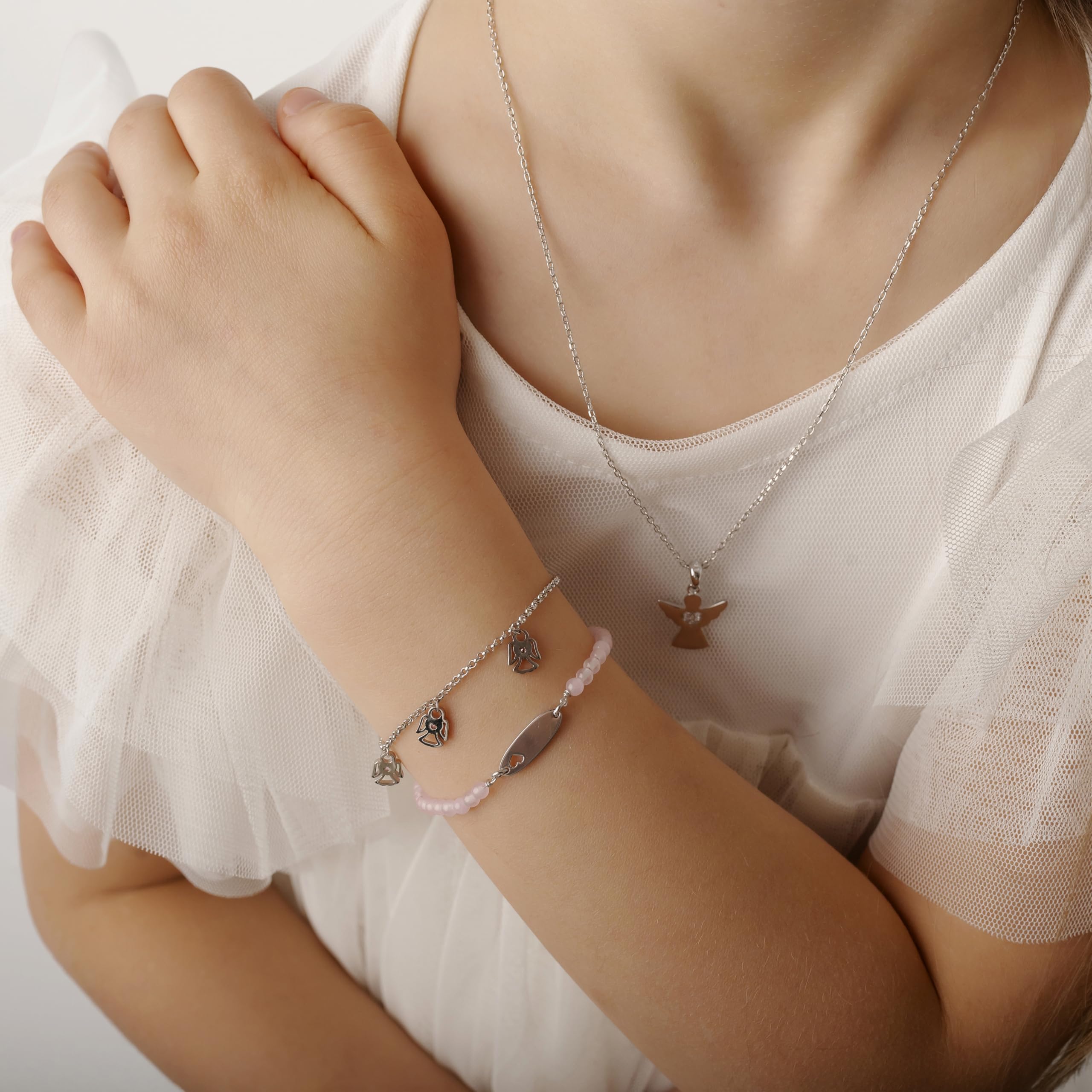 Sakrami Bracciale in Argento 925 + Perline di Quarzo Rosa Naturale + Piastrina Personalizzabile con Incisione Nome + Idea Regalo per Bambina per Battesimo, Comunione e Compleanno