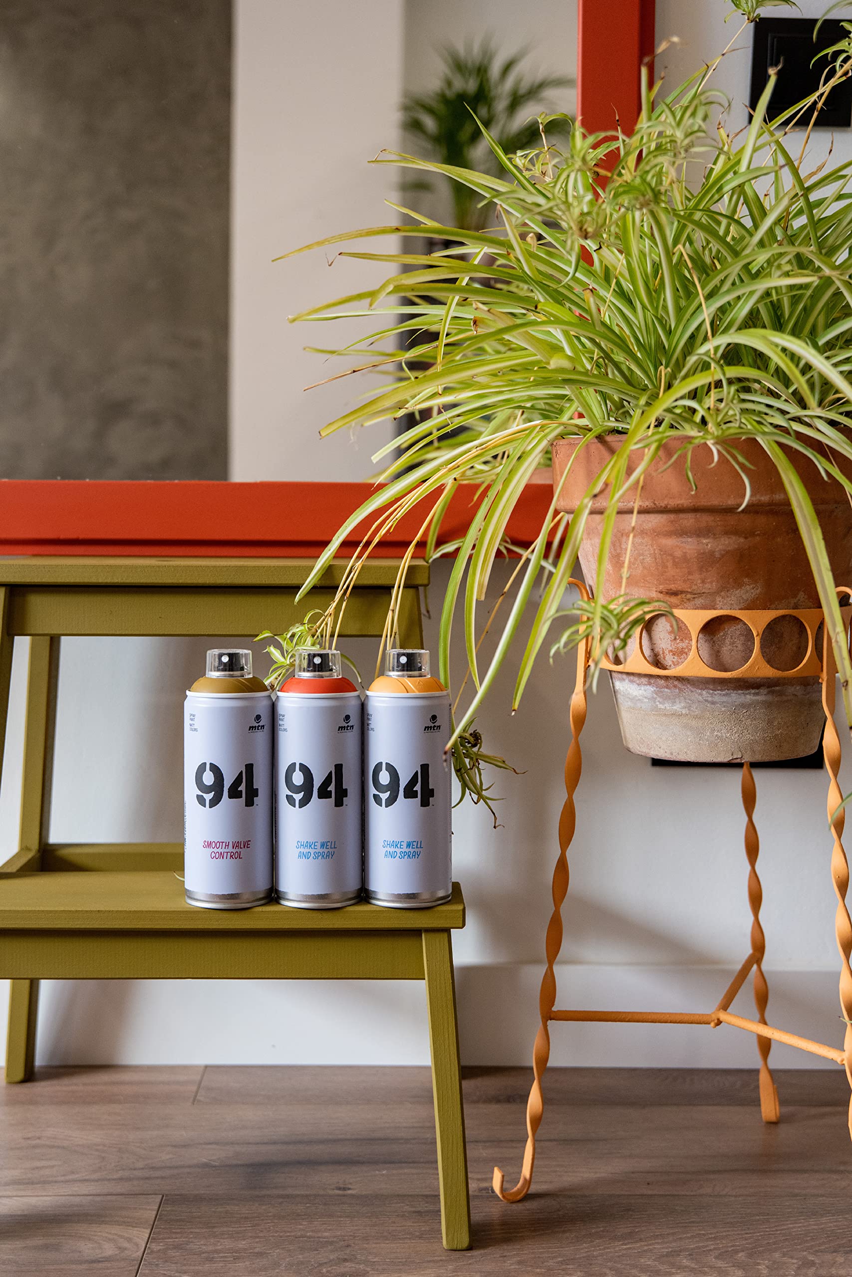 Montana 94 Matt Series- RV130 Euskadi Green 11 oz. (400ml