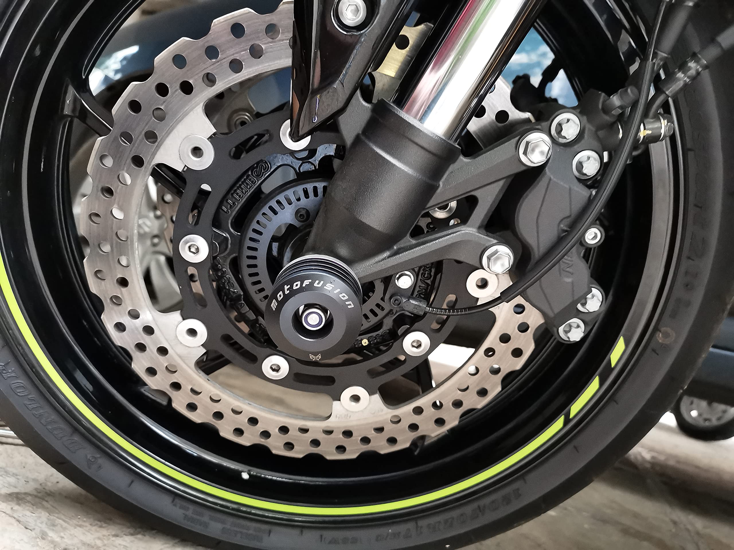 Motofusion Fork Sliders Front Axle Protectors for Kawasaki Ninja