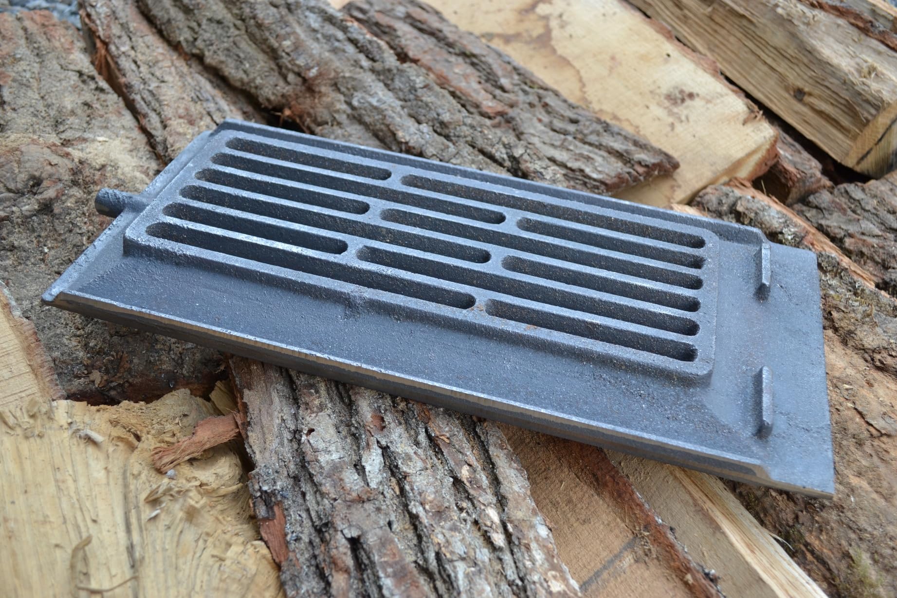 SEZAM Griglia in ghisa 37,5 (39) x 18 cm, griglia per ceneri in ghisa, diversi diametri, griglia per camino, griglia per forno, griglia a combustibile solido KVS Moravia: 9100, 9103