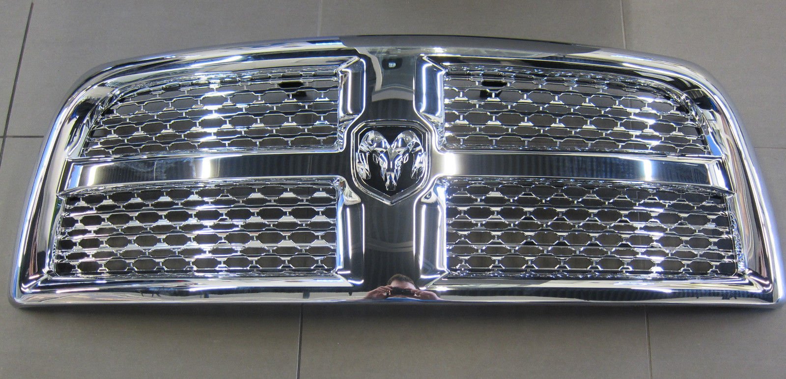 Dodge Ram 2500 3500 4500 5500 - 2013 ram 2500 grill