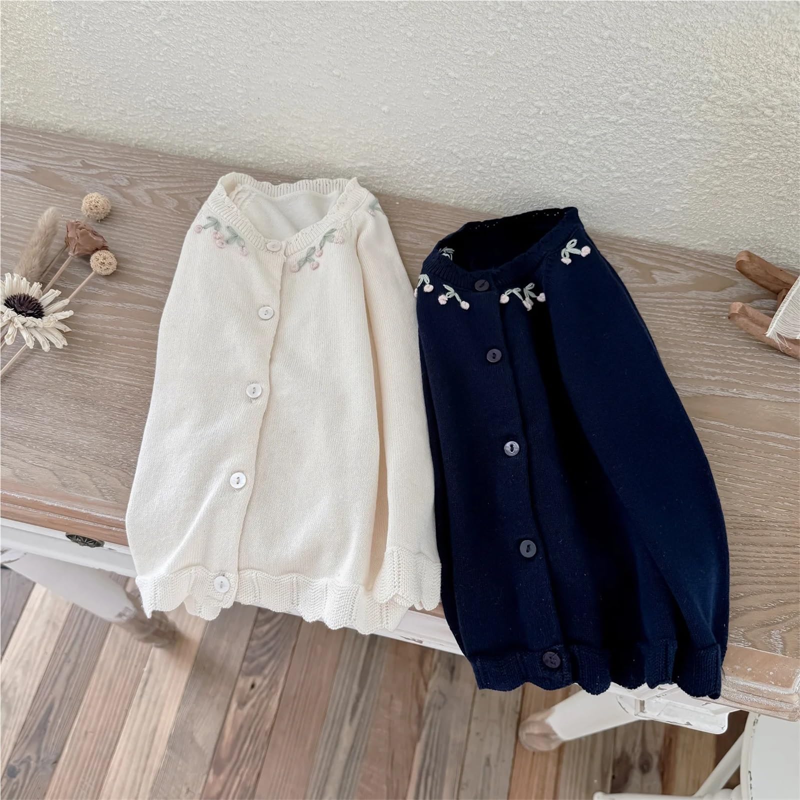 Cárdigan de Punto for niñas de otoño, Abrigo Tipo suéter de algodón Bordado Hecho a Mano, Estilo japonés, 1-6 años(Beige,8T (150))
