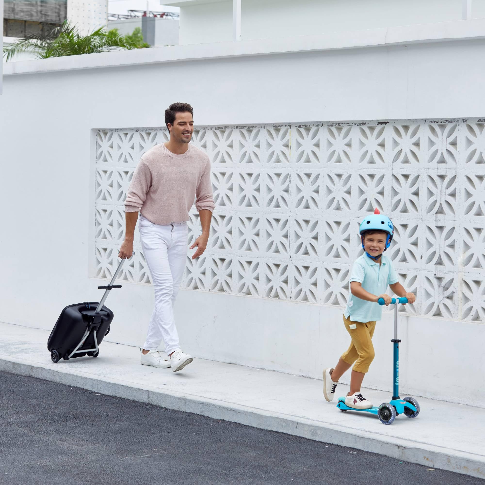 Micro® | Mini Micro Deluxe Patinete 3 Ruedas Niños | El Original | Manillar Regulable en Altura y Desmontable con un Clic | Sistema de dirección “Inclínate y Gira” | Niños y Niñas | 2-5 años
