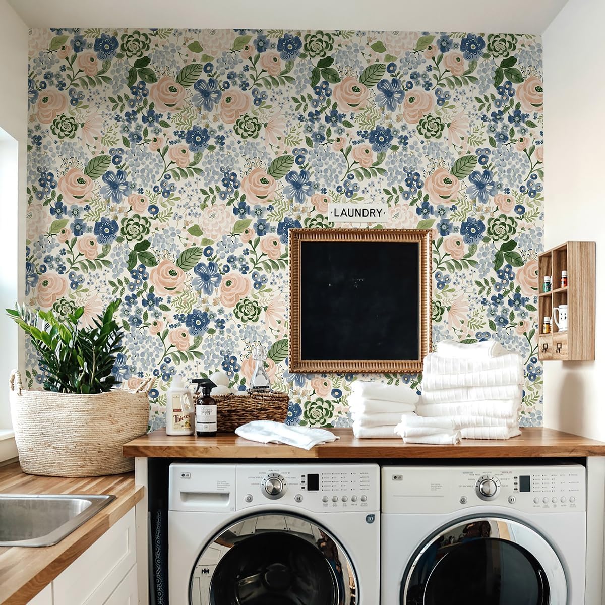 Wudnaye Floral Peel and Stick Wallpaper Vintage Floral Contact Paper 17in×118in Watercolor Wallpaper Self Adhesive Waterproof Contact Paper for Bathroom Cabinets Removable Decor Wallpapers Vinyl