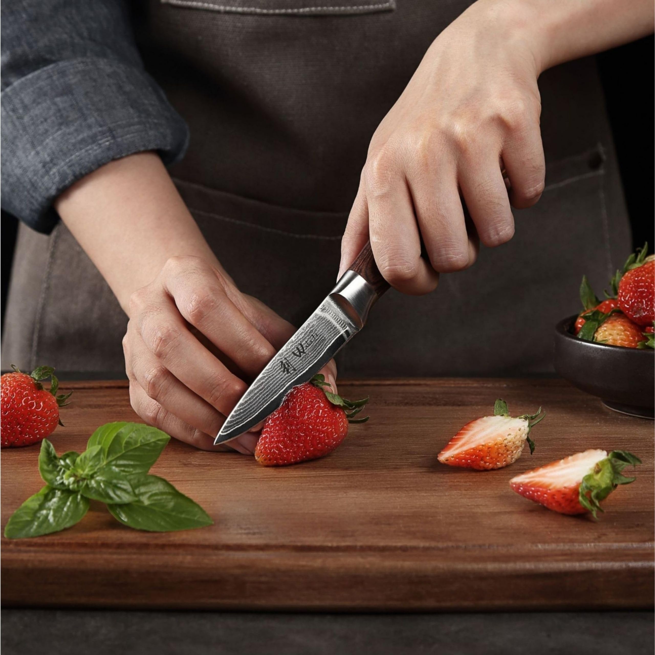 WAKOLI EDIB Set de 5 Couteaux de Cuisine Professionnels en Acier de Damas | avec des lames à 67 couches, un noyau VG10, des manches en bois de pakka, présentés dans un élégant coffret en bois