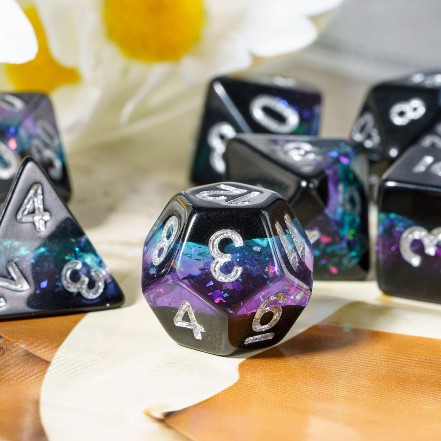 Glitter DND Dice Set, 7PCS Sequins RPG Dice Set with Leather Pouch for D&D Role Playing Games and Other Tabletop Games （Purple&Blue&Black ）