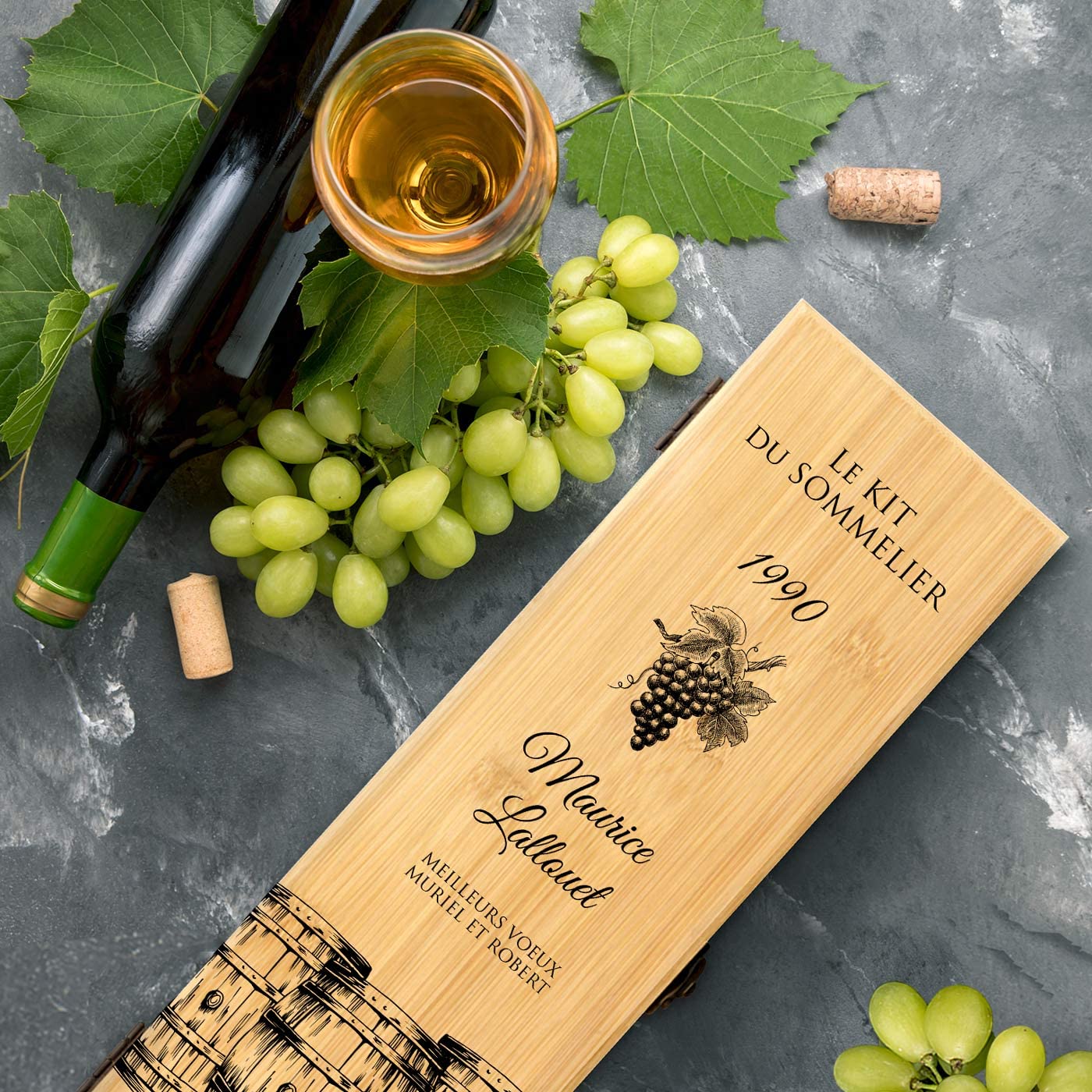 Maverton Coffret à bouteille en bambou, Cadeau d'accessoires pour le vin, Set sommelier personnalisé, Cadeau pour chaque homme - Cadeau Noel - vigne