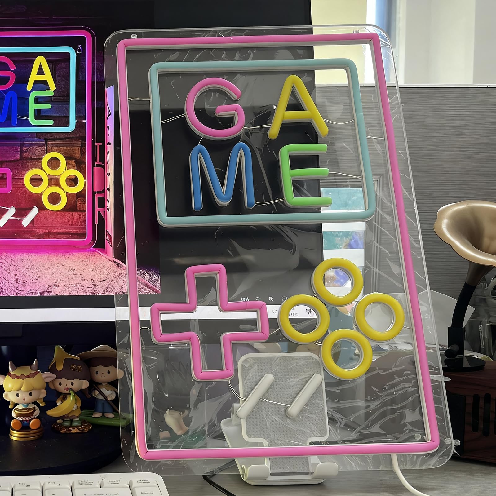 Neon Gaming LED USB lampa do sypialni i pokoju zabaw (różowa) | Modny design gamingowy, zasilanie USB 5 V, oświetlenie dekoracyjne dla nastolatków, sypialni, biura, pokoju zabaw i przyjęć.