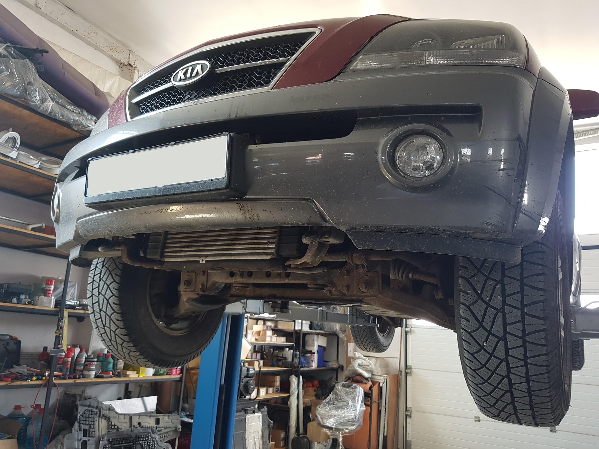 Protector metálico bajo el motor y enfriador de acero compatible con Kia Sorento (2002-2006)