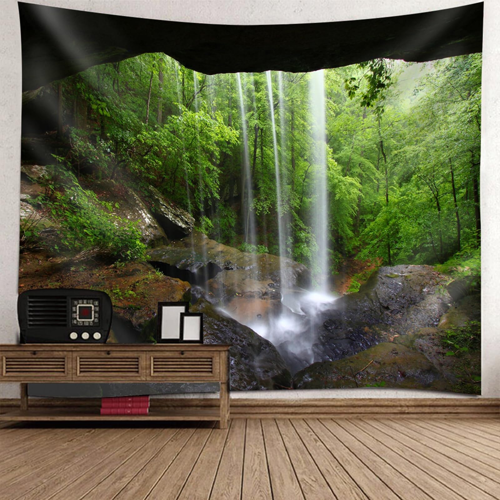 Cortina de pared con diseño de paisaje natural que aporta amplitud al dormitorio 6