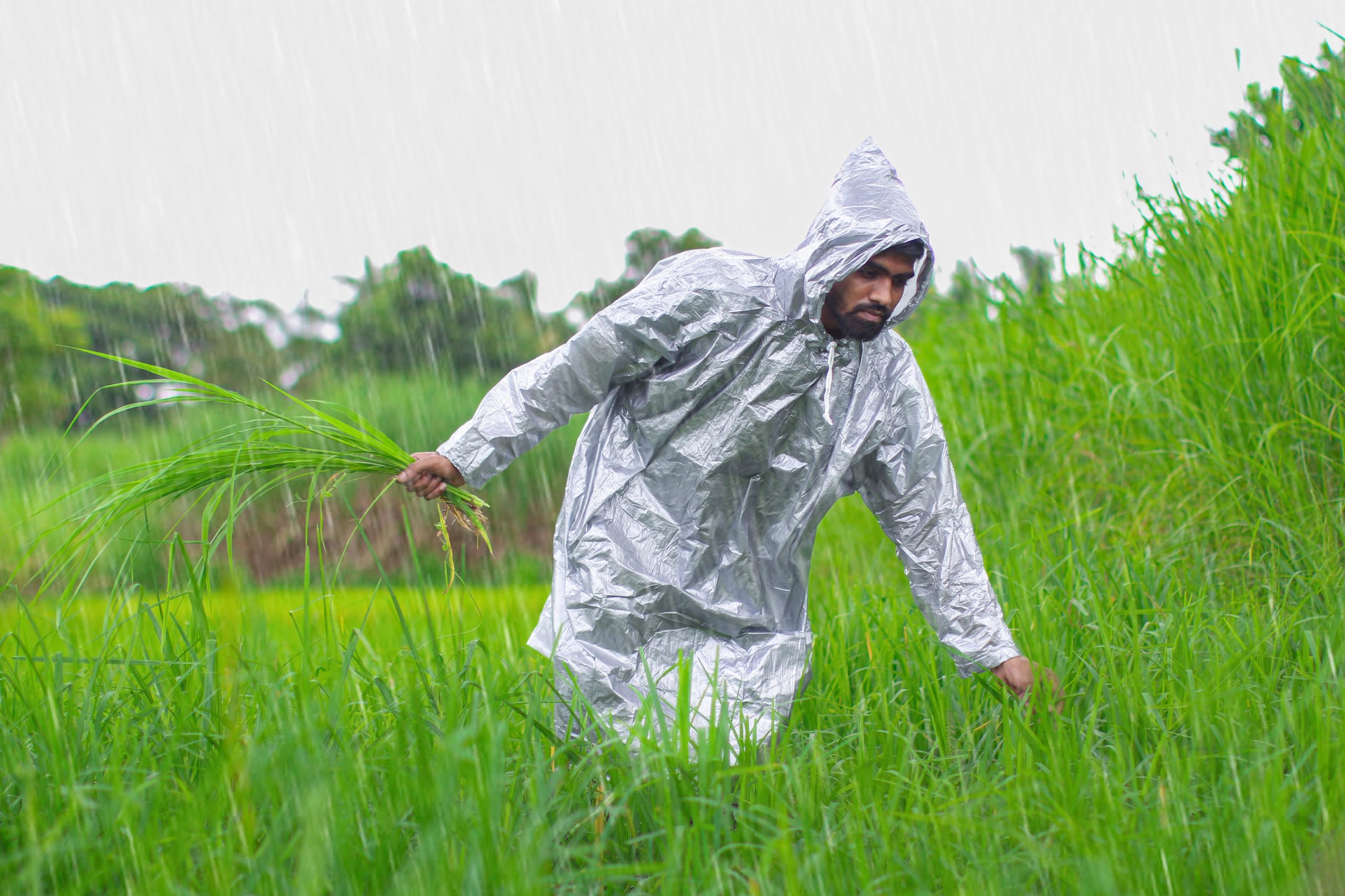 Shalimar Waterproof Unisex Rain Poncho – Hooded, Full-Sleeve Outdoor Rainwear for Men, Women, Boys & Girls | Durable for Camping, Hiking, Travel, etc | Adjustable Drawstring | Multicolor Pack of 4 3