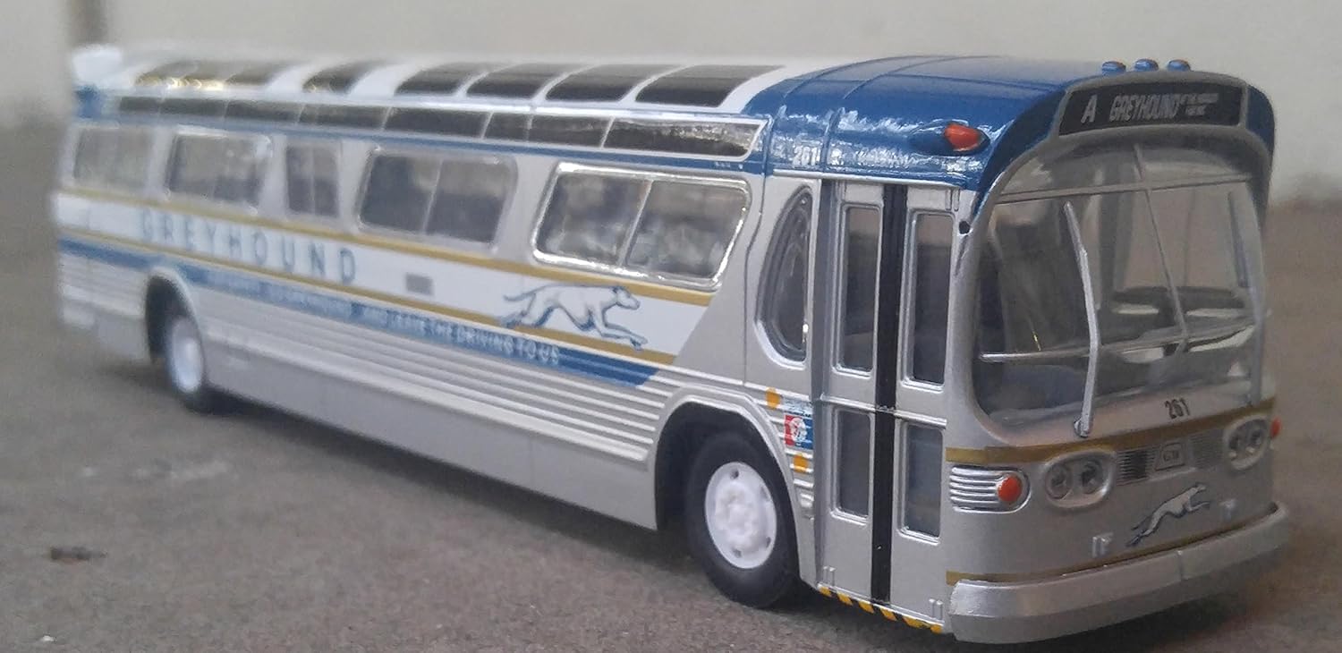 GMC Corgi Fishbowl Greyhound Model Bus 1/50 Scale New in Box