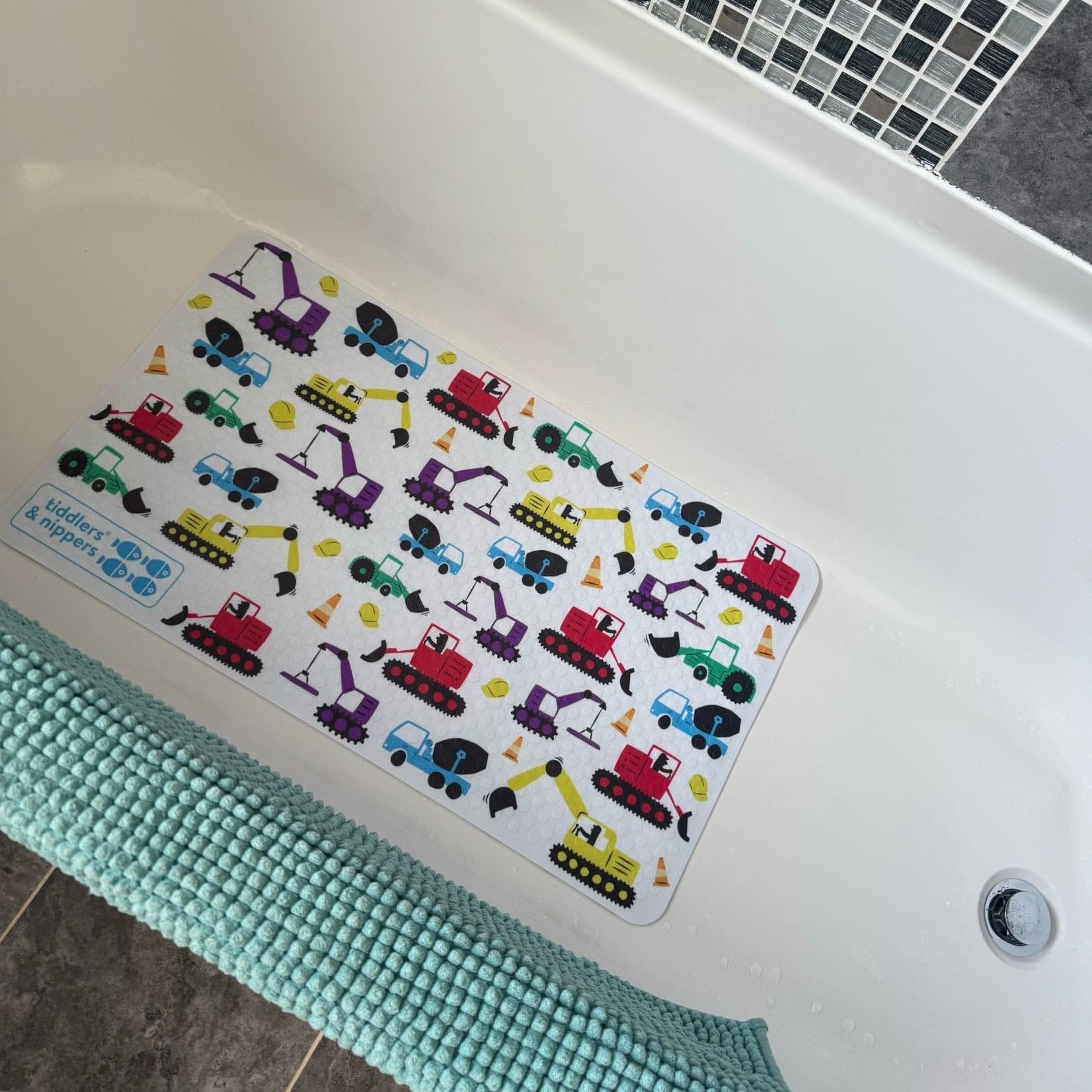 tiddlers & nippers | Tapis de Bain antidérapant | Haute qualité | Résistant à la moisissure | Ventouse Anti-dérapante Clever | Tapis de Douche pour bébé, Enfants (Diggers et camions)