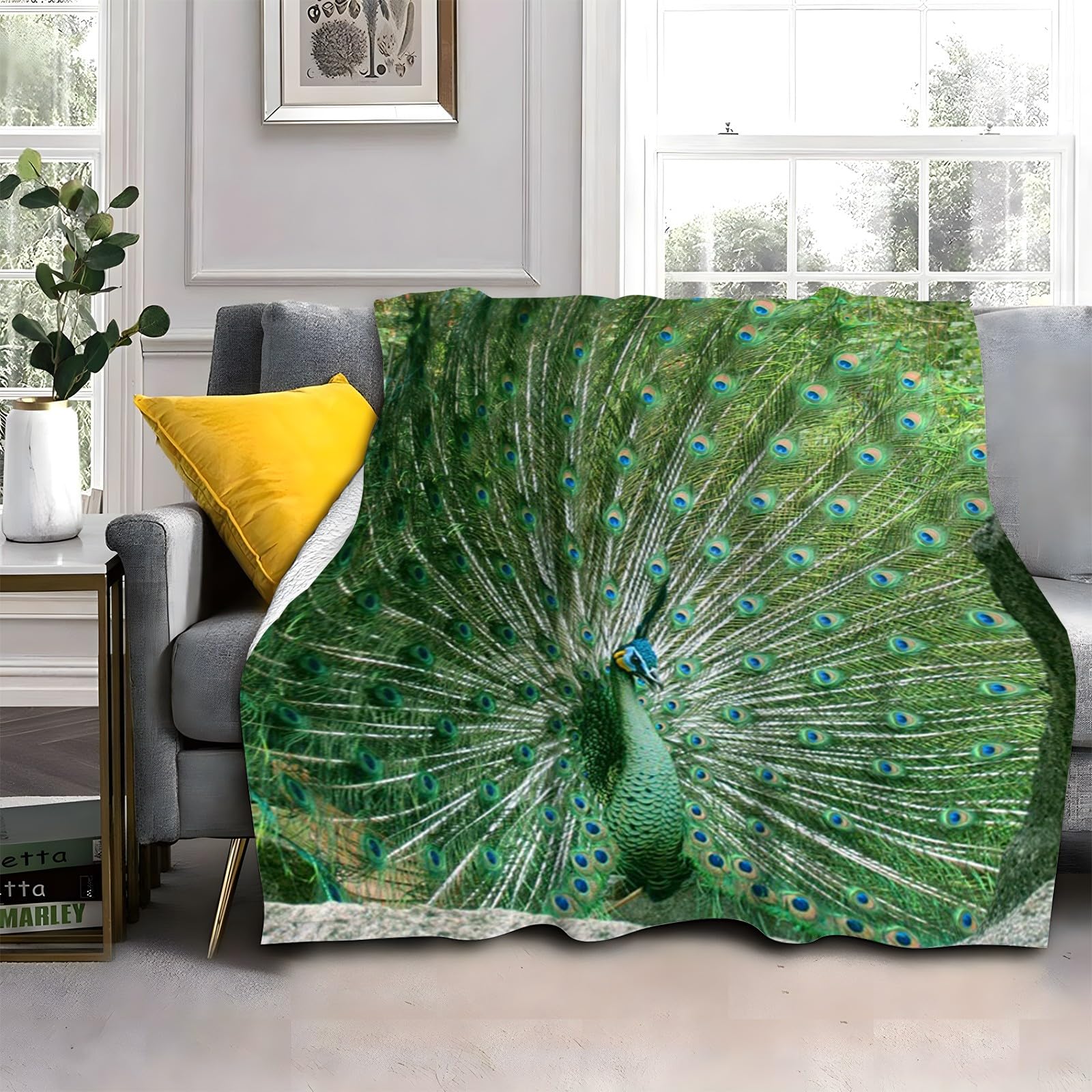 LLSZAHD Green Peacock Blanket, Animal Throw Blanket, Thick Warm Fuzzy Washable Flannel Blanket for Sofa, Chair, Car, Lap, Pets, excellent gift (30"x40")