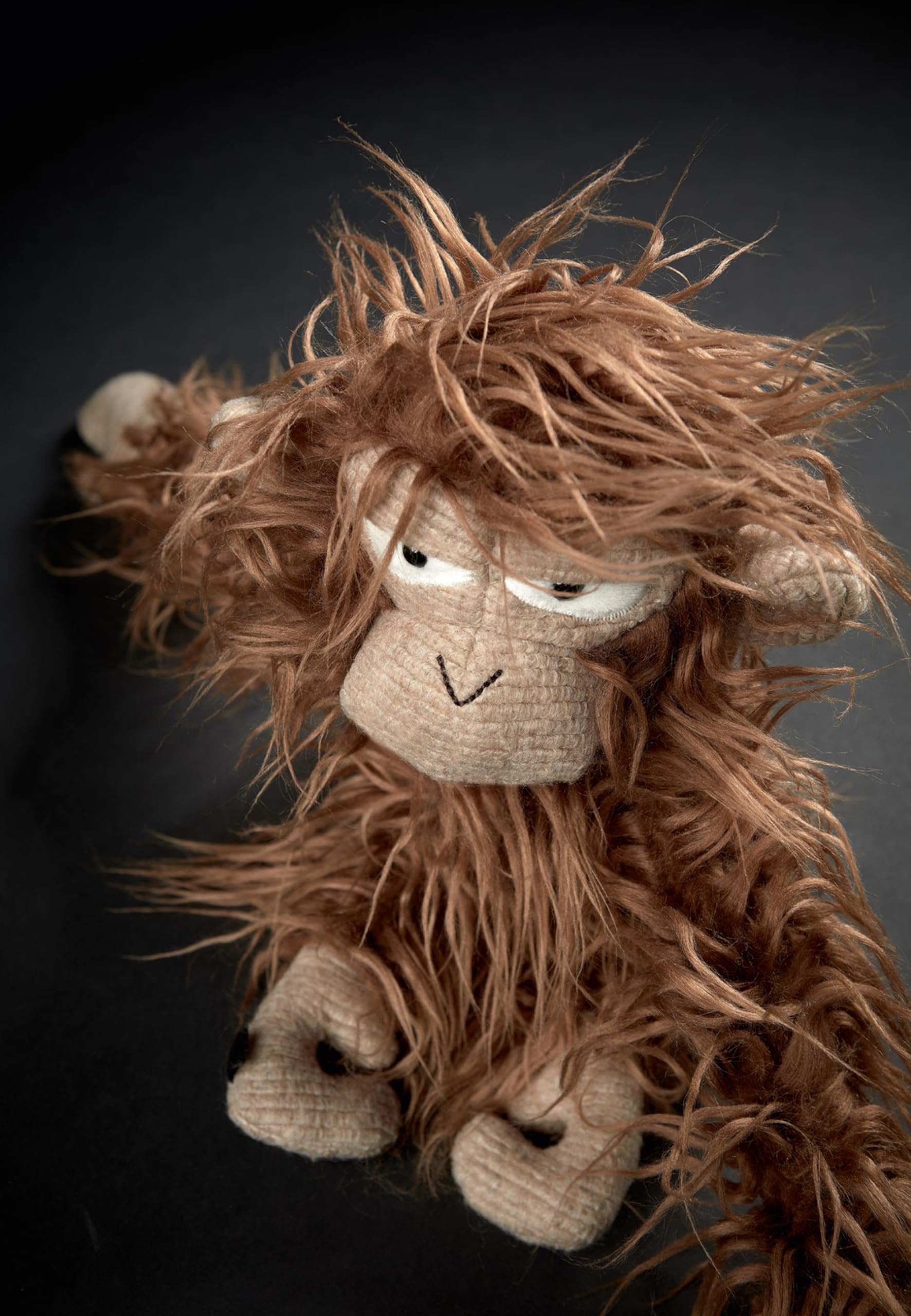 BeastsTown Chimp Jump Affe Stofftier Best Buddy Beasts Geschenk Erwachsene | sigikid Kuscheltier Affe Chimp Jump aus BEASTSTOWN – grummeliger Plüschfreund mit rauem Charme und treuer Seele