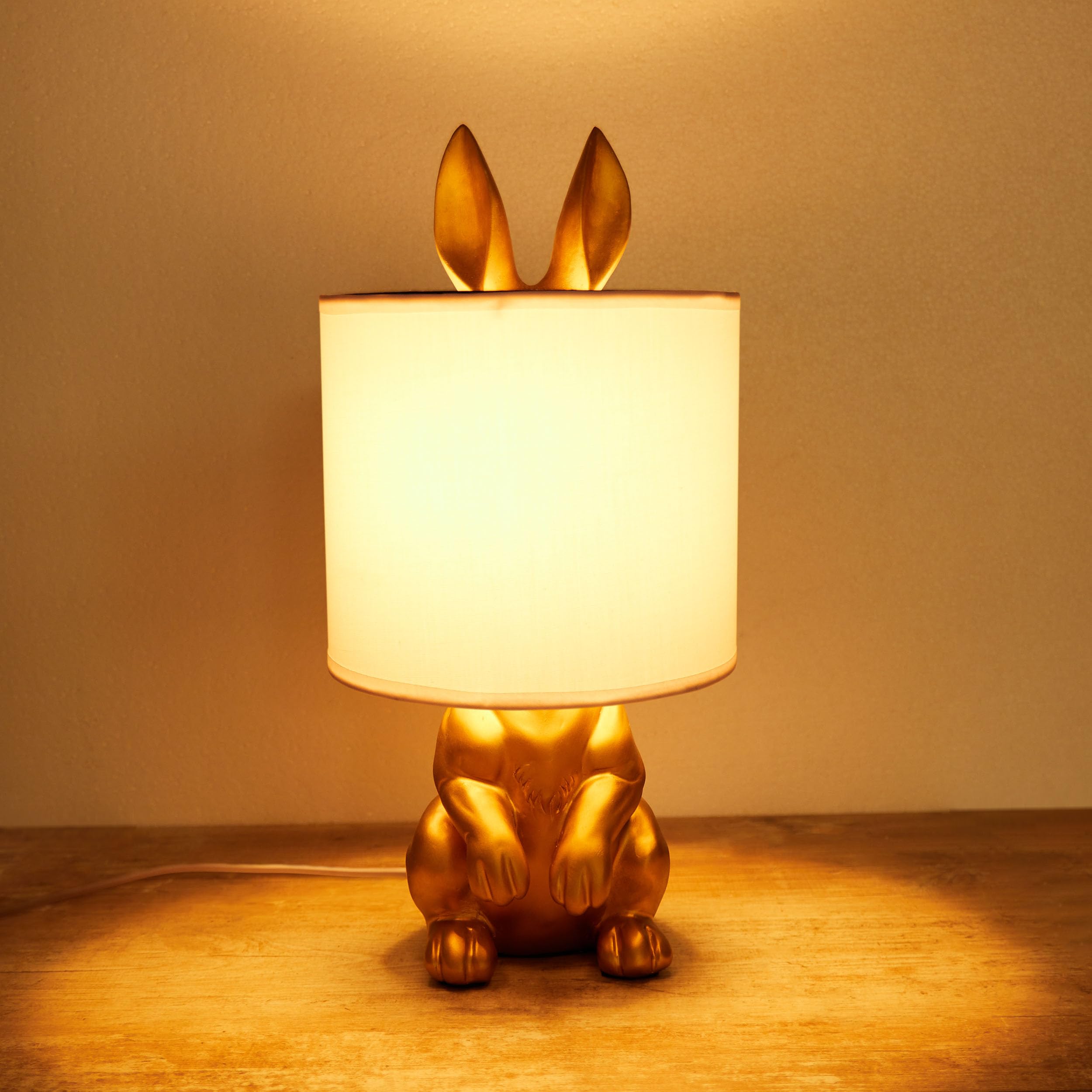 BRUBAKER Tisch- oder Nachttischlampe Goldener Hase - Tischleuchte mit Keramikfuß und Stoffschirm - 42 cm Höhe, Weiß Gold