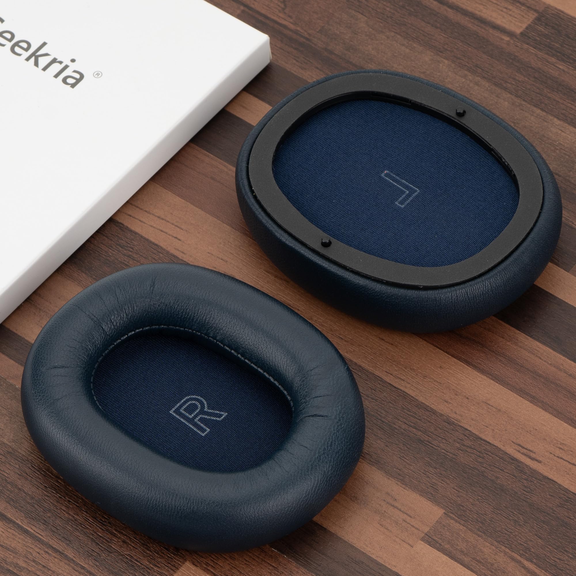 Geekria Elite Almohadillas de Reemplazo de Piel de Oveja, compatibles con Bang & Olufsen Beoplay H95 Auriculares Inalámbricos, Cojines de oídos de Cuero Premium, Piezas de reparación (Azul)
