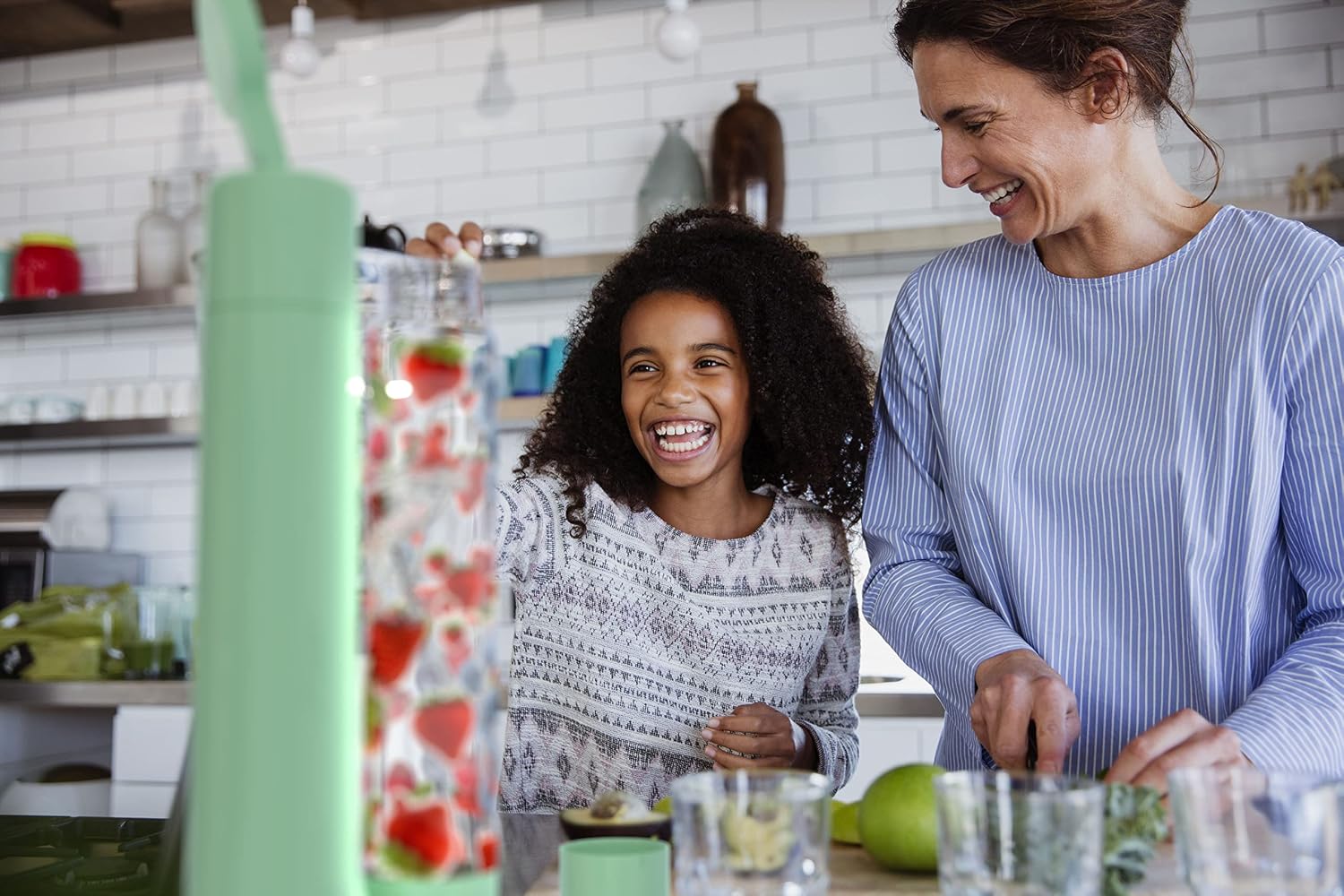 Fizzpod Home Soda Maker | Carbonated Beverage & Sparkling Water Maker | Includes 3 Bottles (32 oz./each) , 3 Caps, 1 Carbonator Cap and Manual | Make Homemade Sparkling Water, Carbonated Juice, Coffee, Tea & Cocktail Drinks Fruit Infused