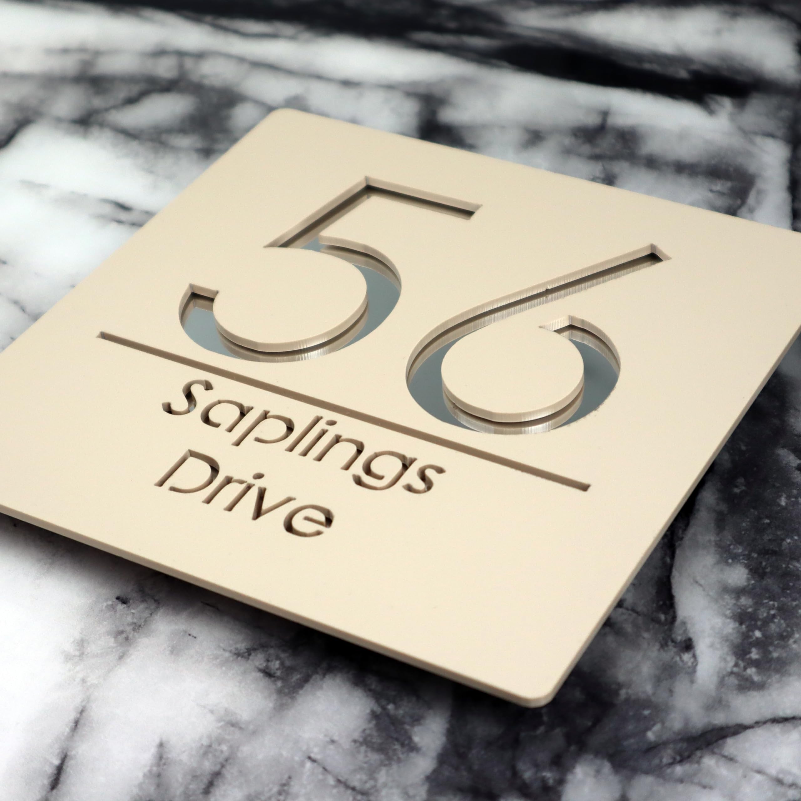 K Smart Sign | Bellissima S1 F31 | 180mm x 180mm | Acrylic 3d Laser Cut Contemporary house sign door number plaque address signs with Mirror and Marble Numbers (Matt Cream & Silver Mirror)