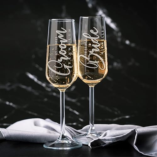 Miniatura 9 de Be Burgundy Juego de 2 copas de champán personalizadas, copas florales de Mr & Mrs para novia y novio, registro de bodas por nombre de la novia,