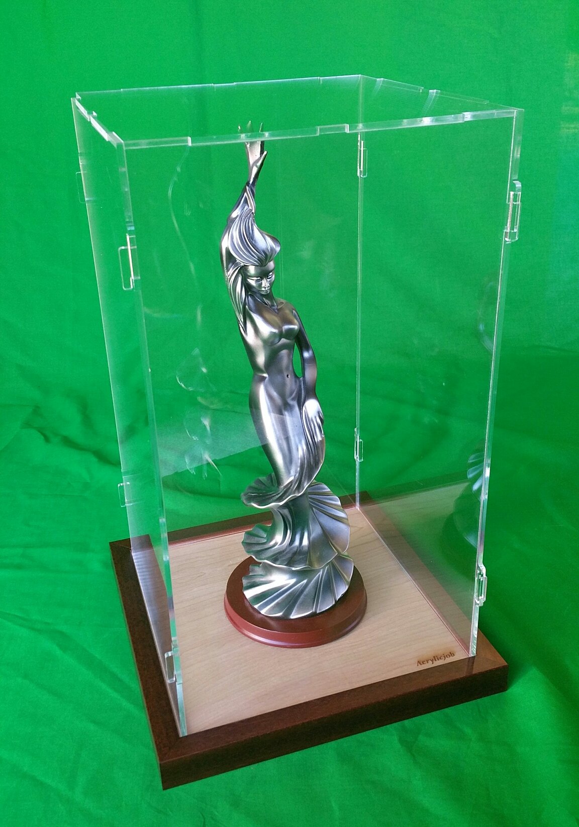 10 x 10 x 18 Inch Display Case for Hot Toy Figures 1/6 Scale, Statue, Doll Dolls