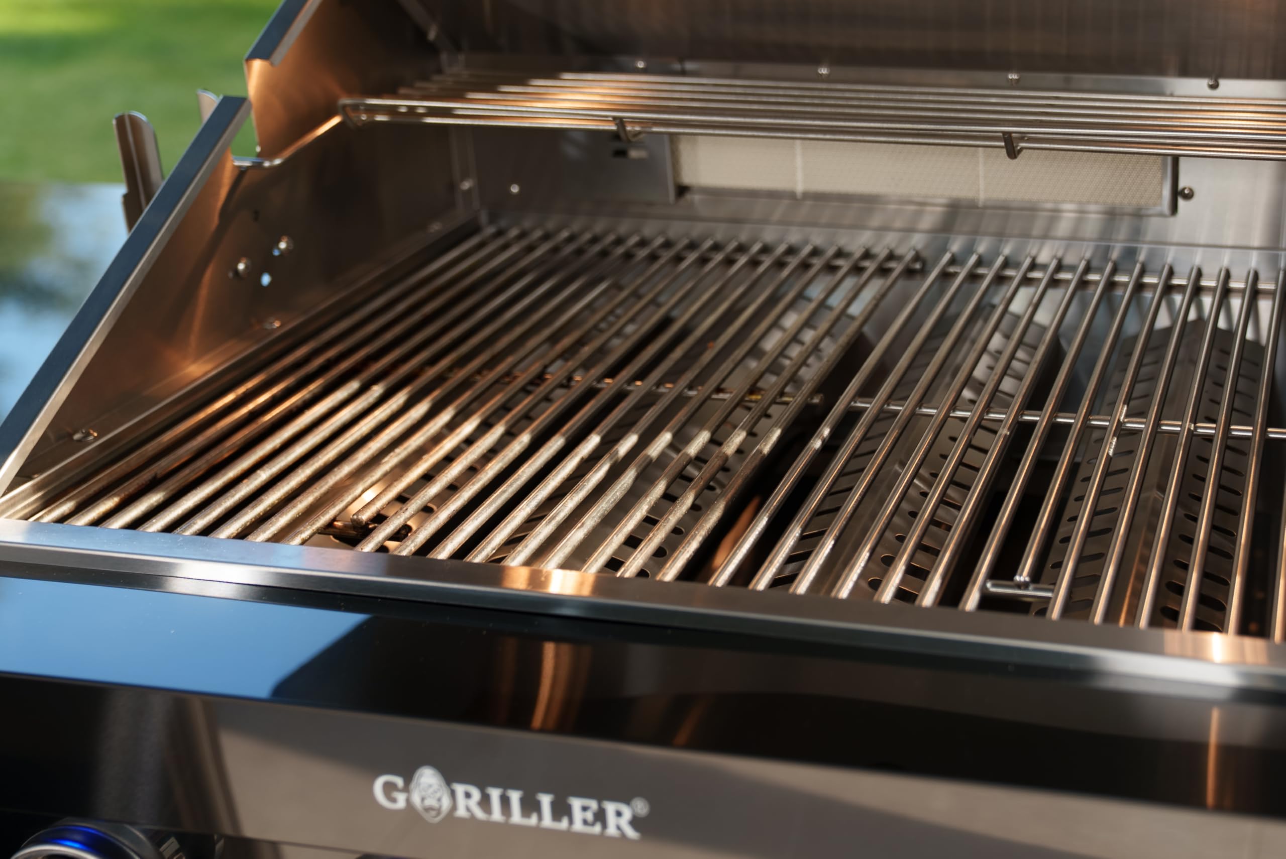 GORILLER® Selected Lite Cuisine d'extérieur en acier inoxydable avec réfrigérateur, unité d'évier, plan de travail, rôtissoire et housse de pluie, cuisine extérieure noire