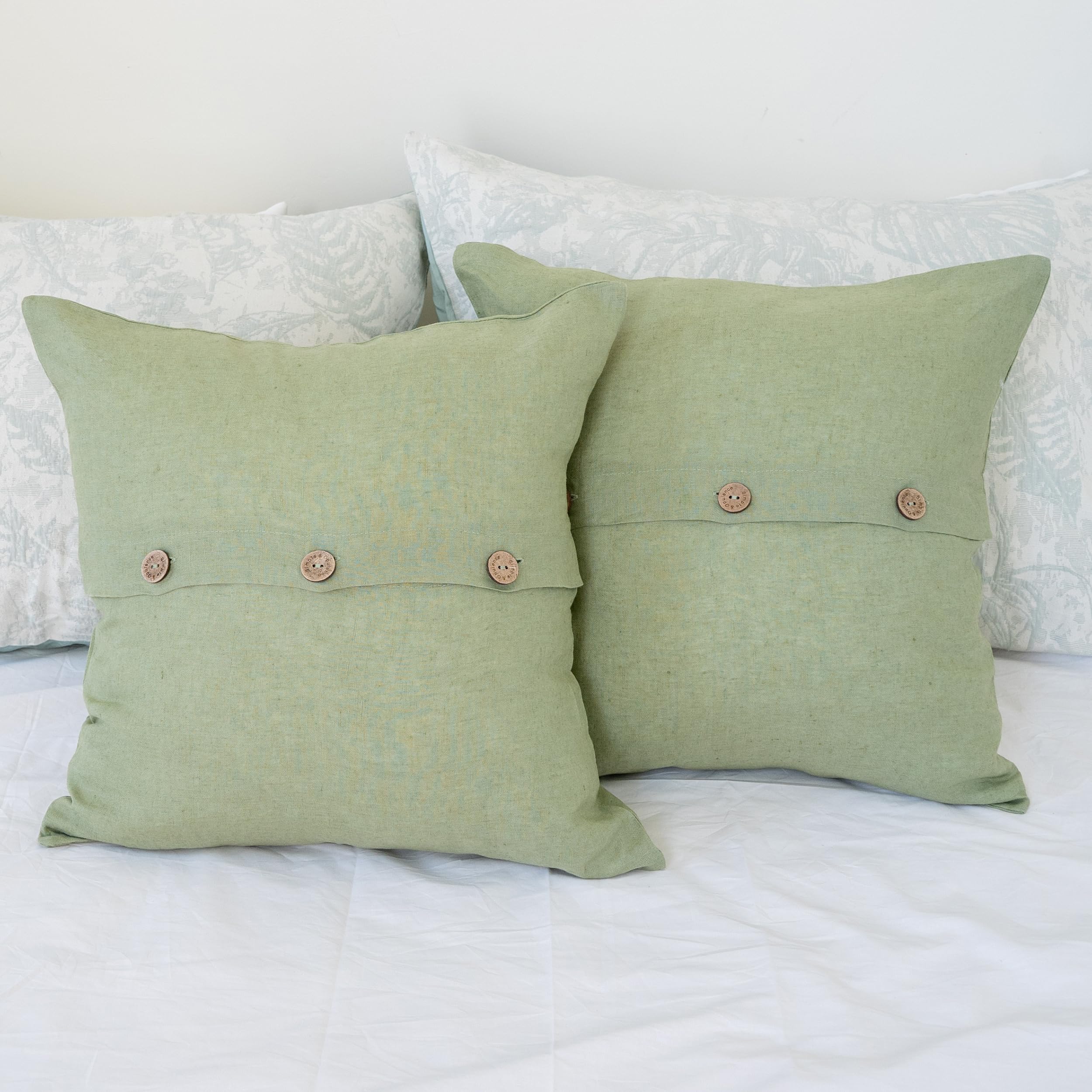 Simple&amp;Opulence Linen Throw Pillow Covers Pack of 2, Triple Coconut Button Vintage Farmhouse Natural Flax Decorative Square Cushion Cover for Sofa Couch Chair - Sage Green, 18'' x 18''