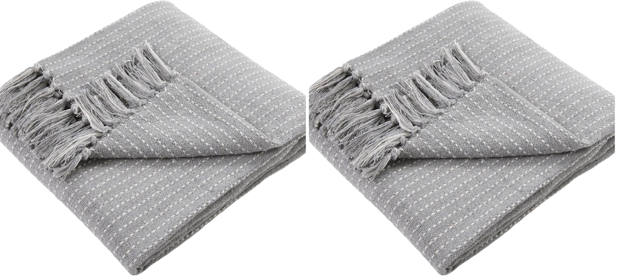 Couverture tissée à rayures grise pour un canapé chaleureux en hiver