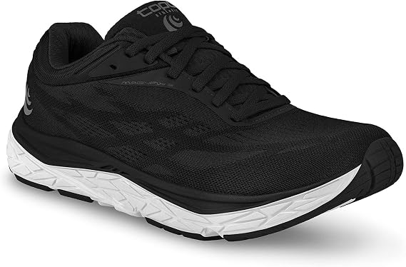 TOPO ATHLETIC Men 's Magnifly 3