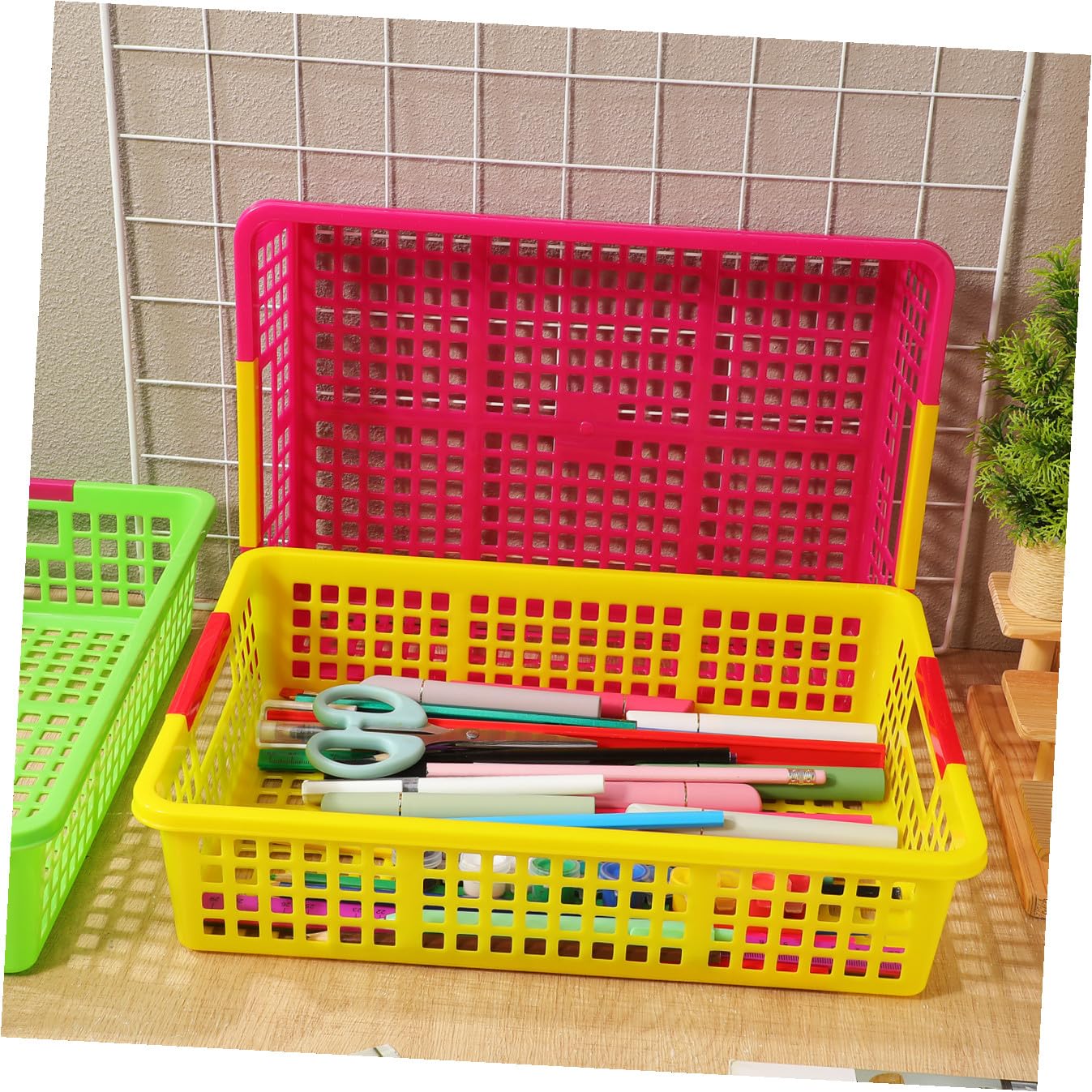 Cabilock 6piezas Cestas De Plástico Aula Bandejas De Almacenamiento Coloridas Para Papeles Lápices Crayones y Juguetes Para Entregar Trabajos El Aula
