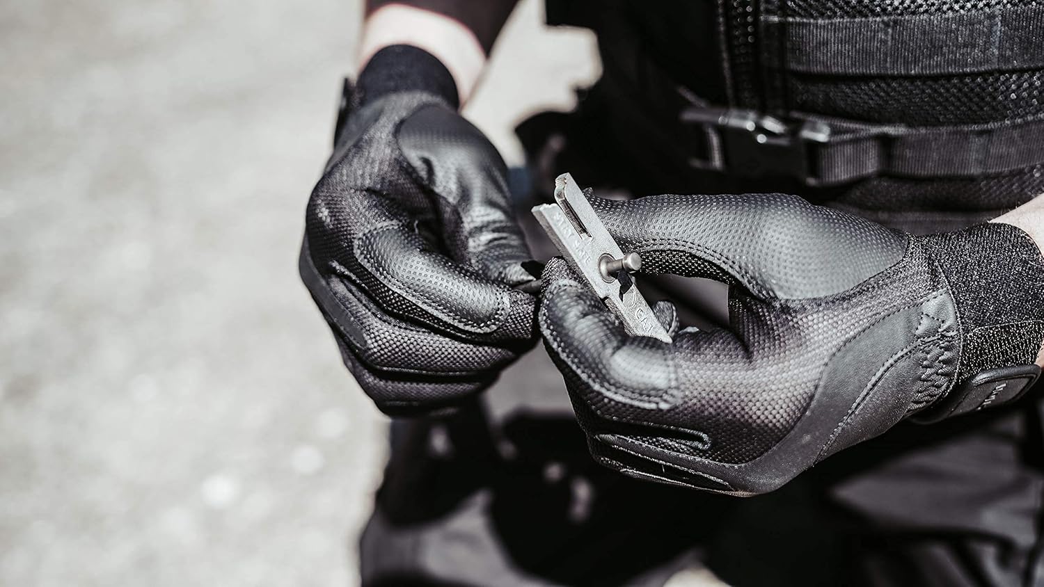 Combat Application Tools Barrel Scraping Tool for Gun Cleaning and Maintenance