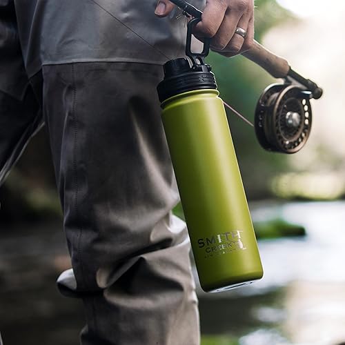 Miniatura 5 de Smith Creek Botella de agua de acero inoxidable aislada al vacío caliente o fría de 22 onzas para pesca, campamento o senderismo (oliva claro)